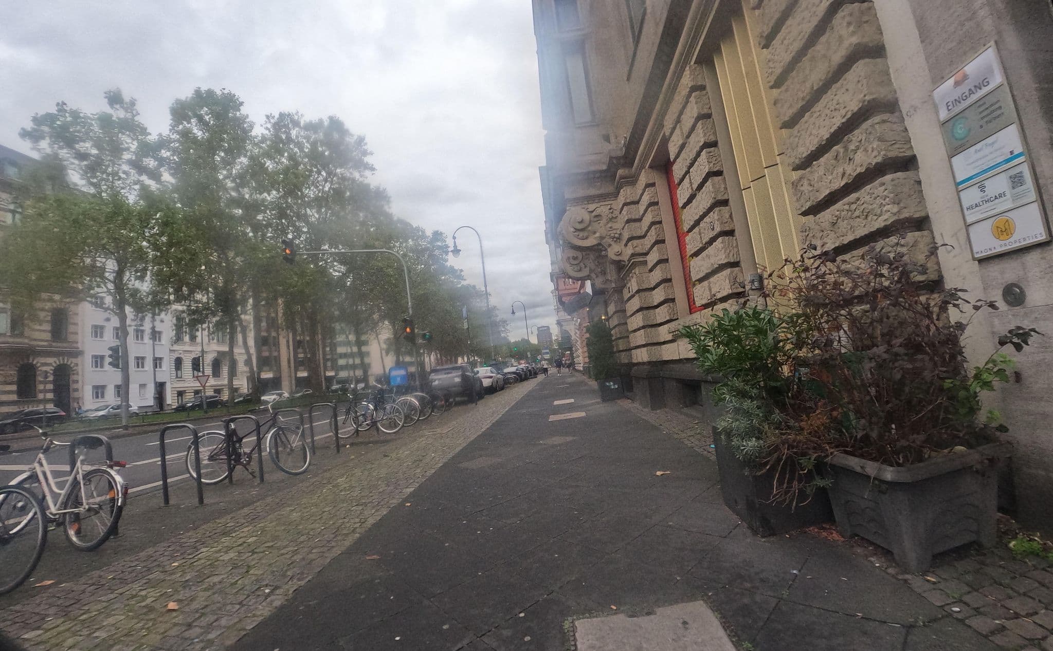 Street view near Hotel Boulevard, Neustadt/Nord — © countzero5 (CC BY-SA · Mapillary)