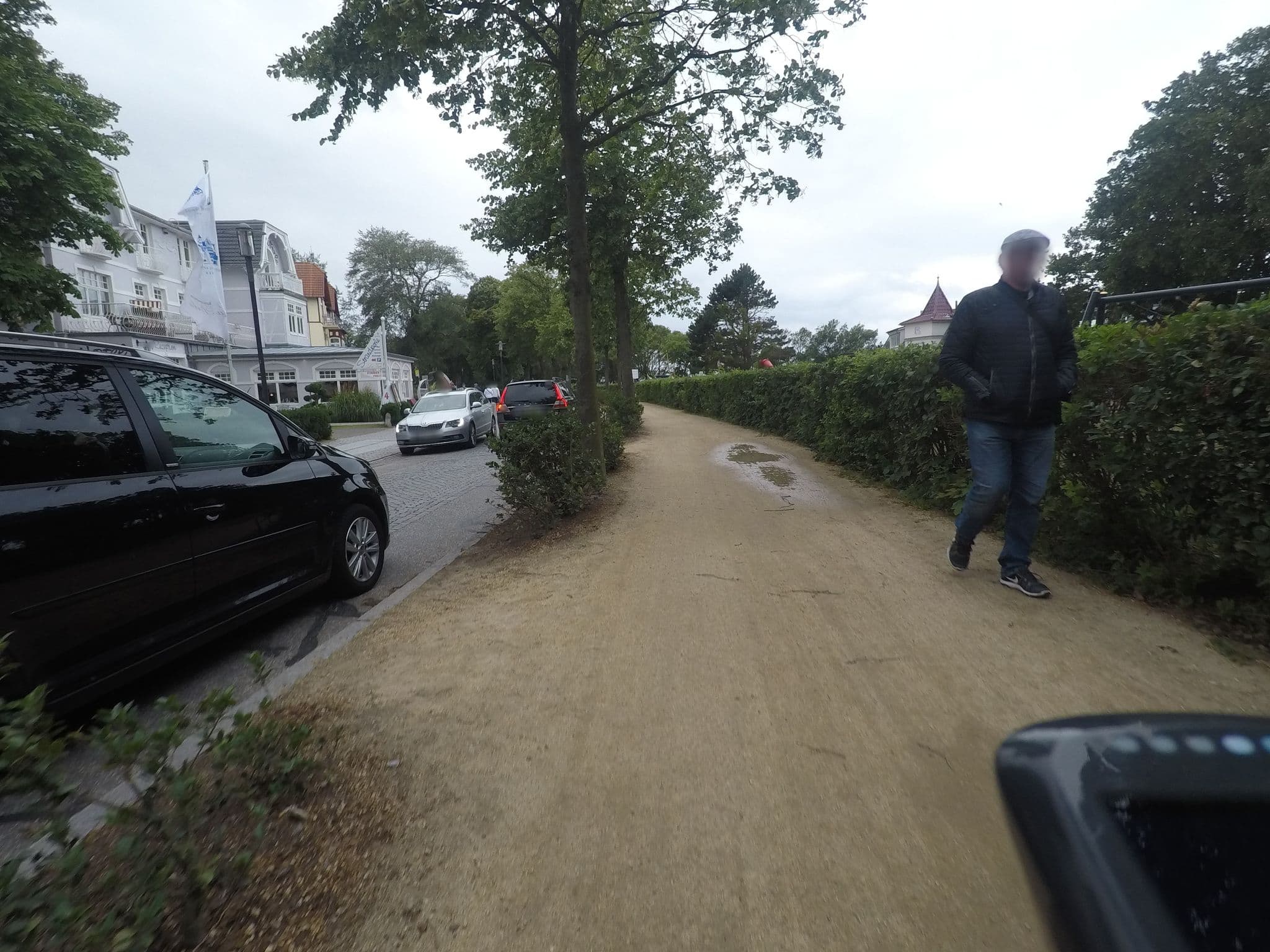Street view near IV Jahreszeiten Haus Strandperle, Ostseebad Kühlungsborn — © mjay (CC BY-SA · Mapillary)