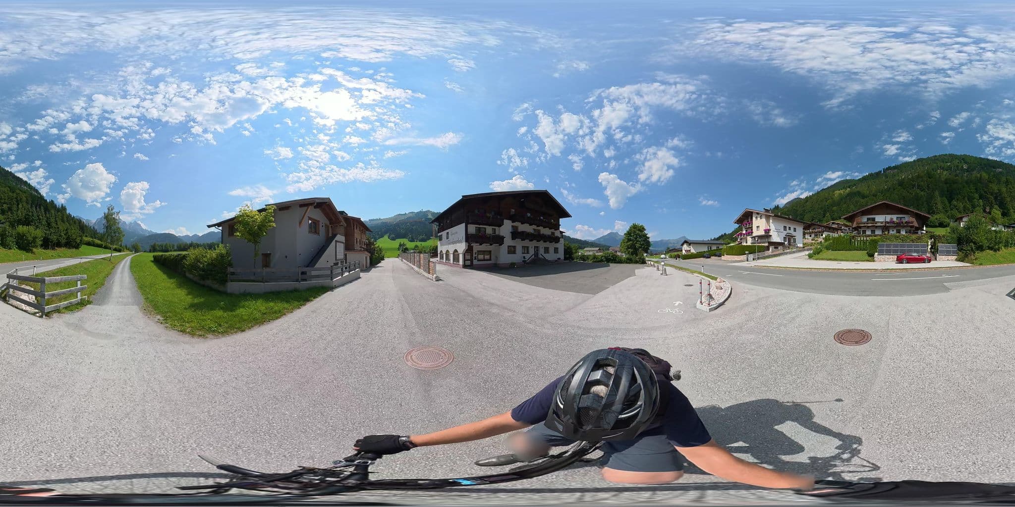 Street view near Flecknerhof, Sankt Ulrich am Pillersee — © osmplus_org (CC BY-SA · Mapillary)