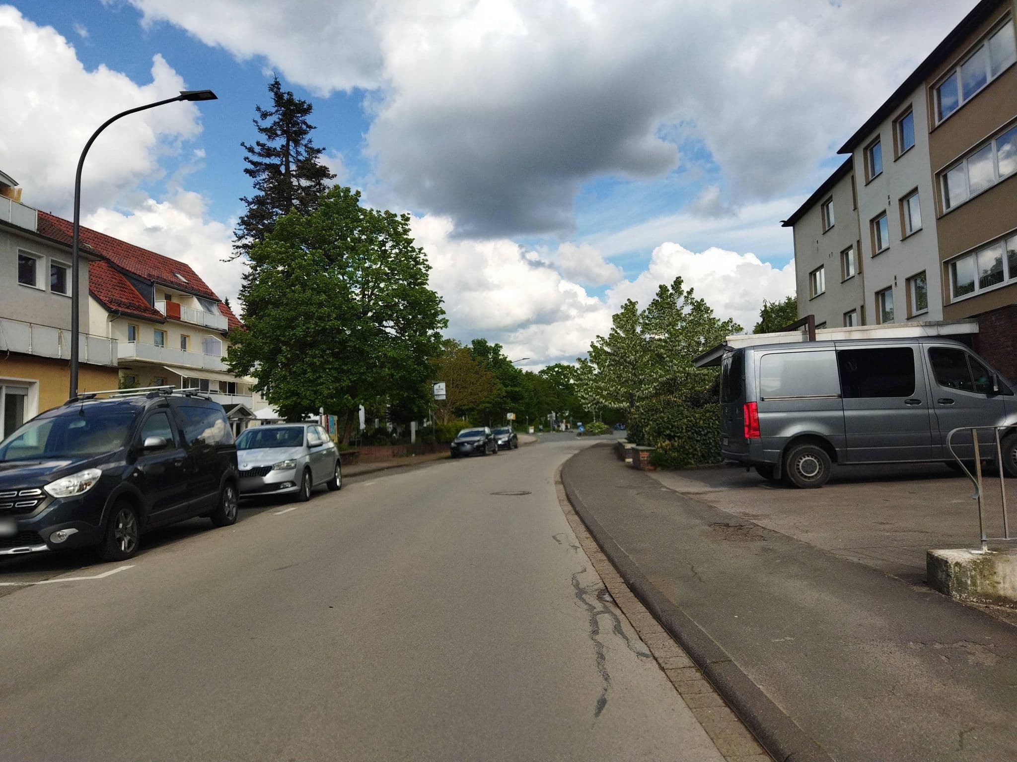 Street view near Kurpension Schwanensee, Bad Meinberg — © changchun1 (CC BY-SA · Mapillary)