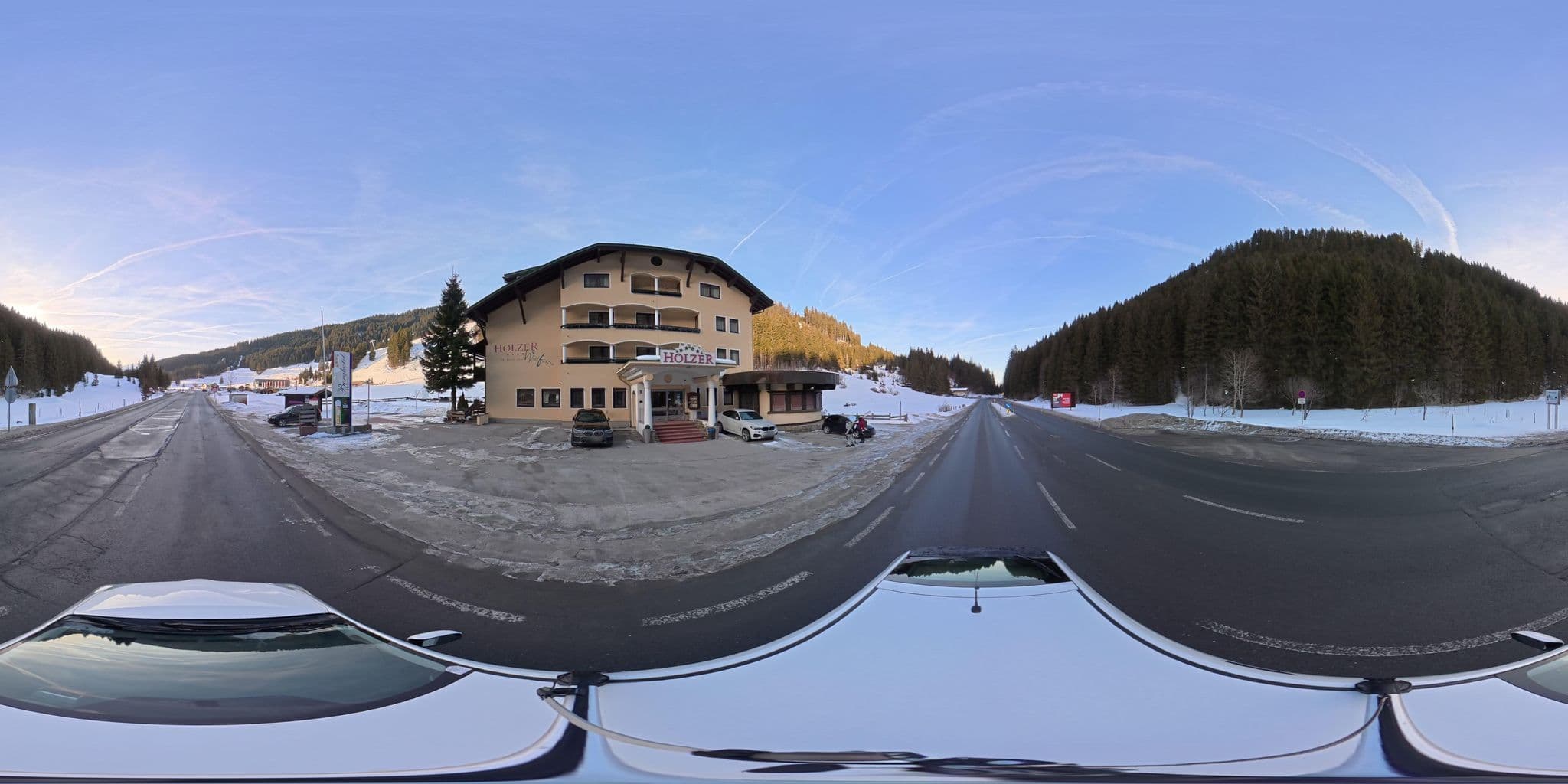 Street view near Berghotel Holzer, Mittersill