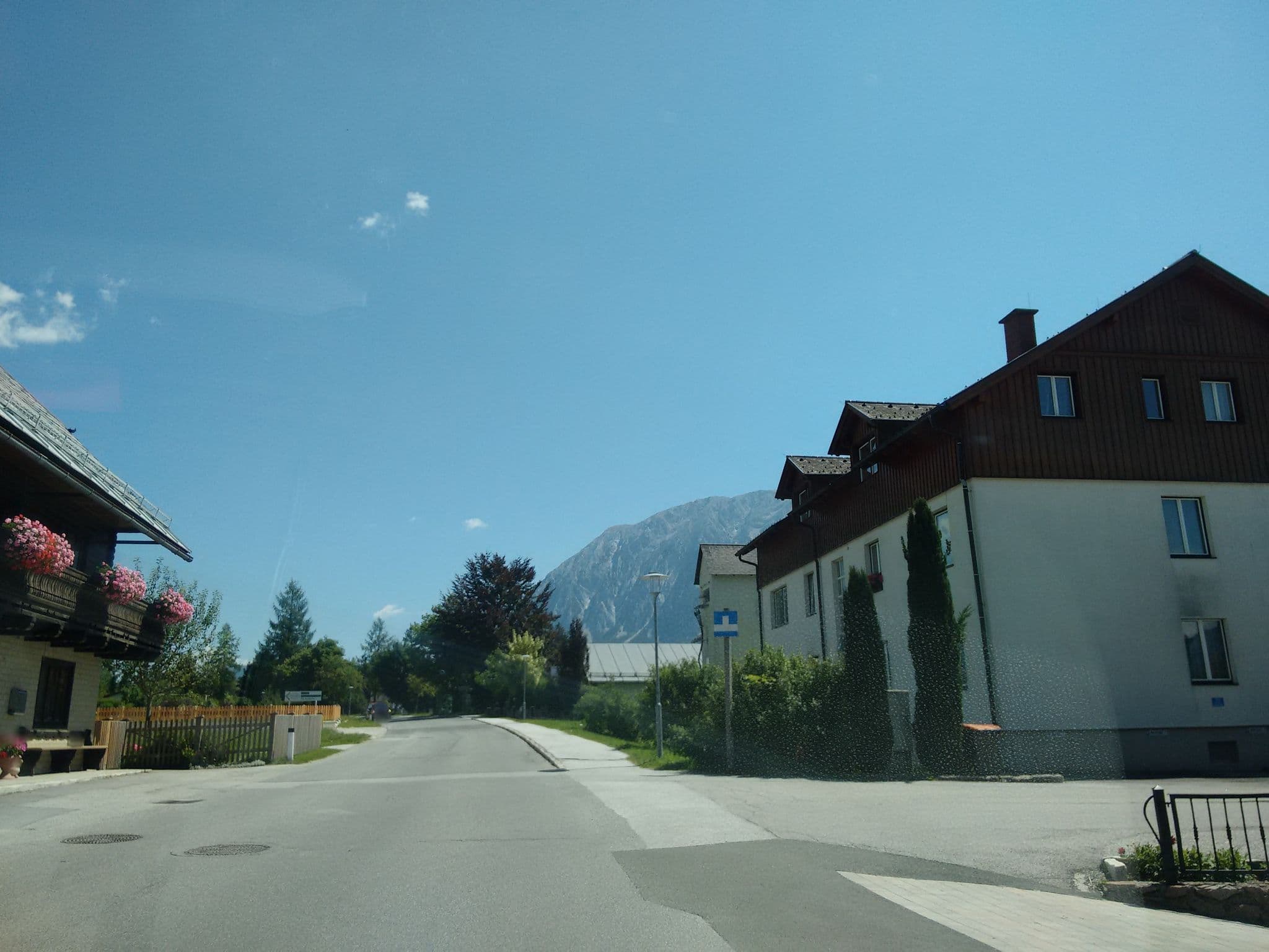 Street view near Steirergut, Mitterndorf im Steirischen Salzkammergut — © gzin (CC BY-SA · Mapillary)
