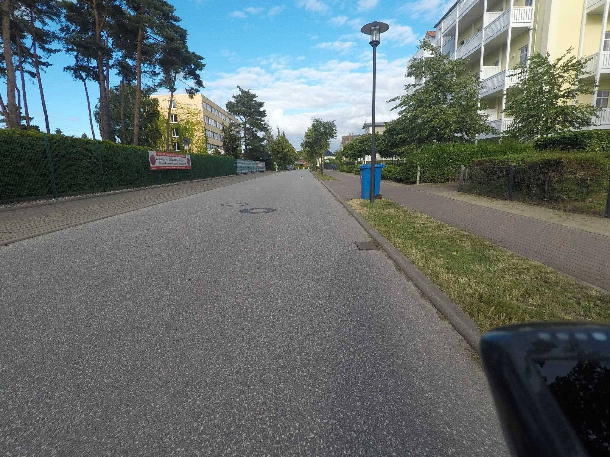 Street view near Villa Josephine, Ostseebad Kühlungsborn — © mjay (CC BY-SA · Mapillary)