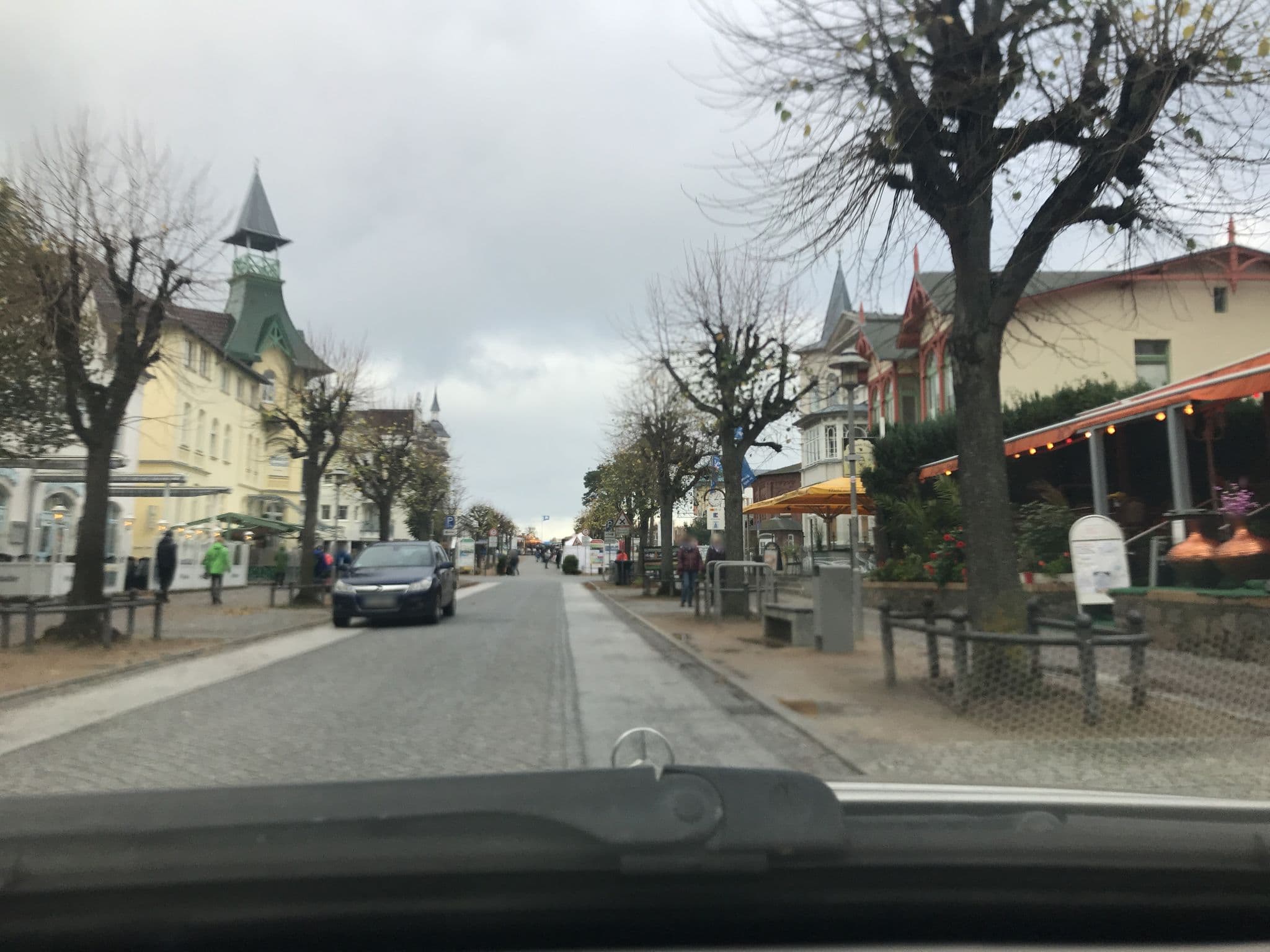 Street view near Haus Strandperle, Ostseebad Zinnowitz — © saschahaberkorn (CC BY-SA · Mapillary)