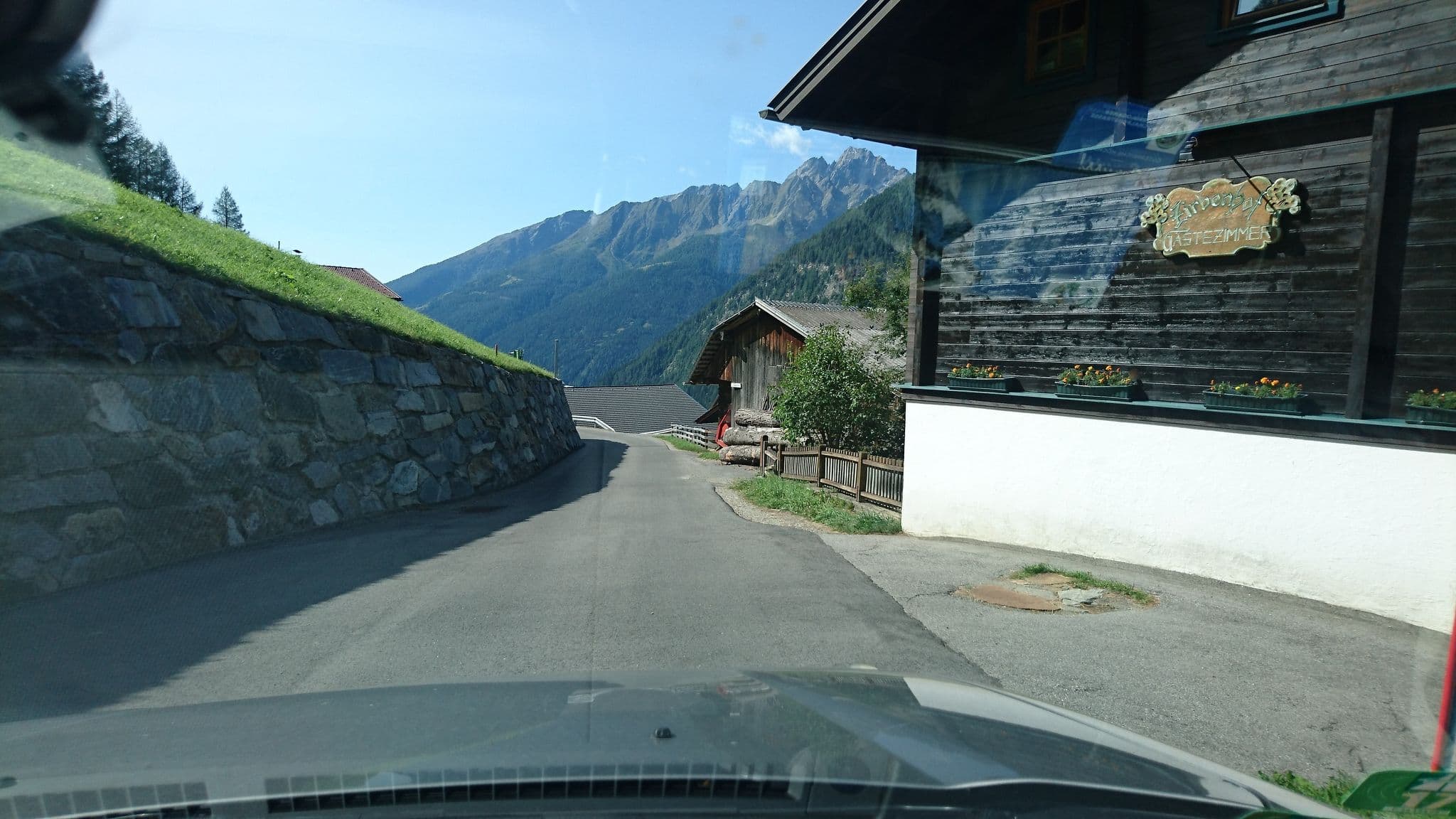 Street view near Zirbenhof, Heiligenblut — © voschix (CC BY-SA · Mapillary)