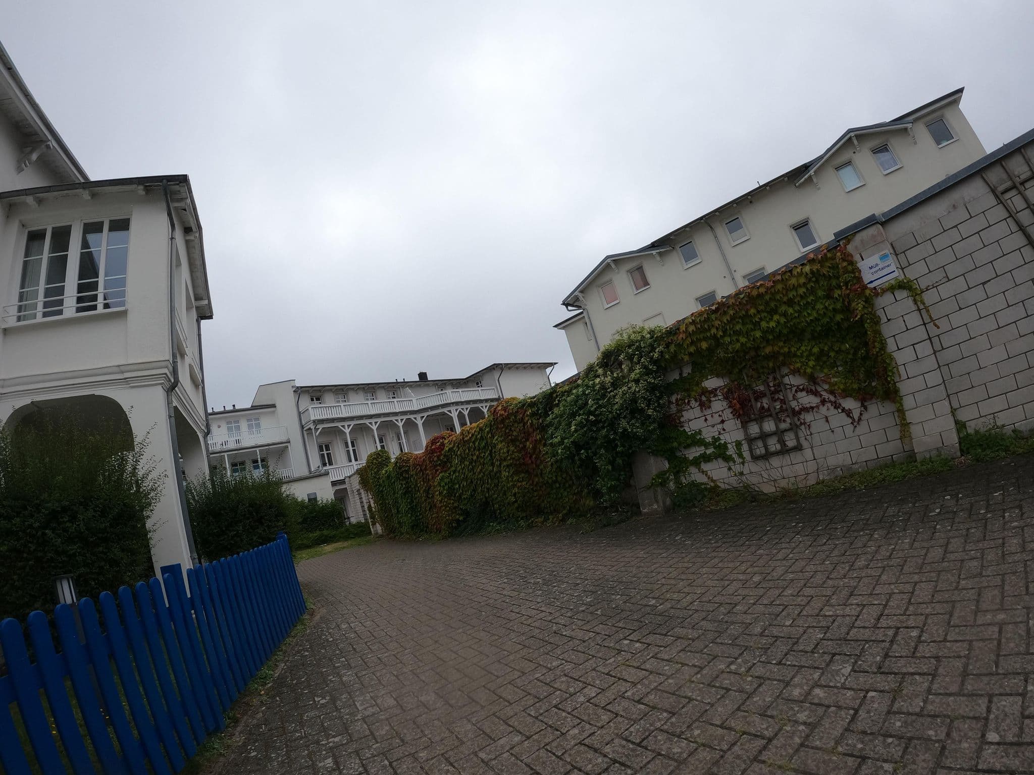 Street view near Villa Maria, Ostseebad Göhren — © strubbl (CC BY-SA · Mapillary)