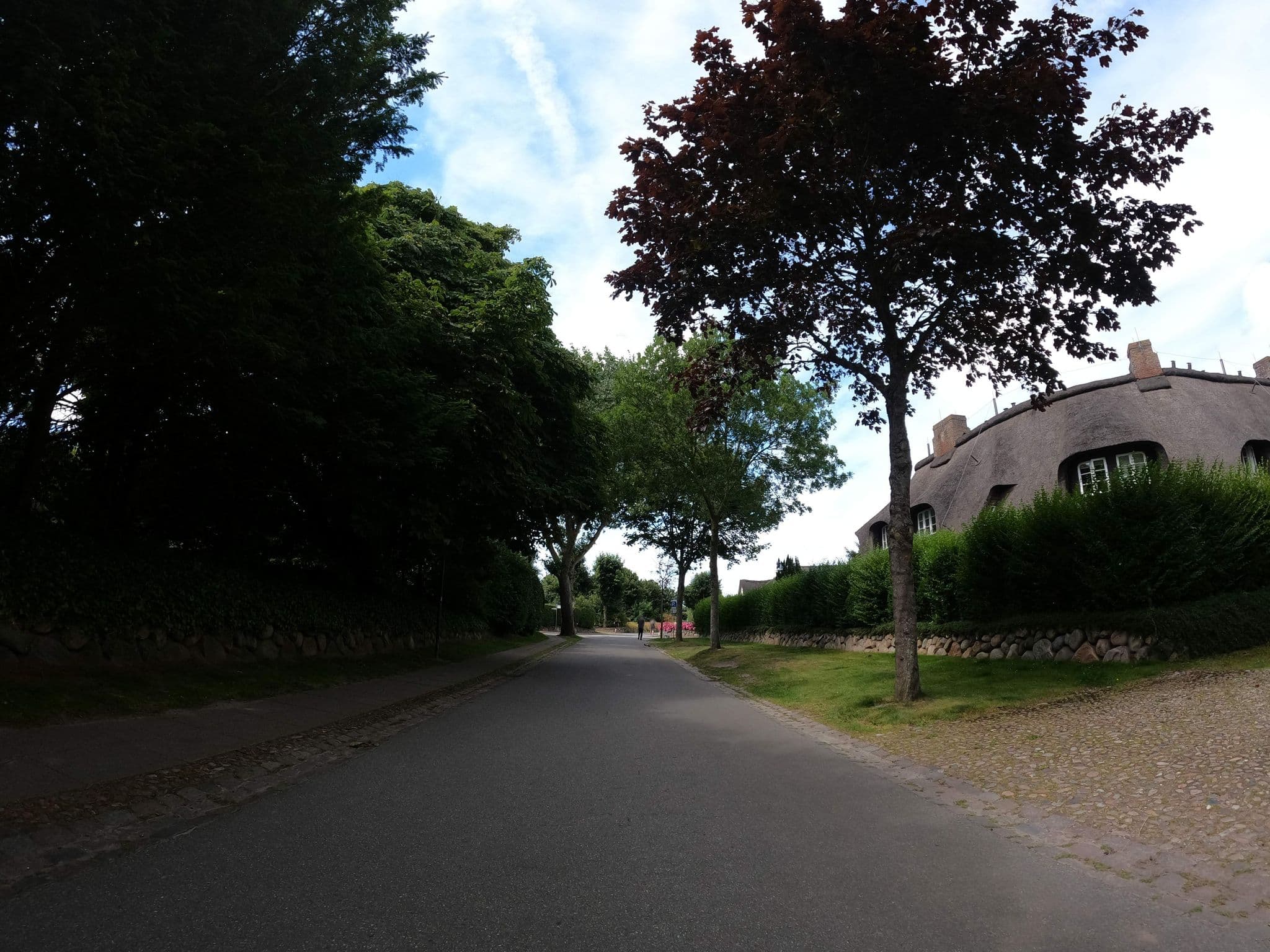 Street view near Aarnhoog, Keitum — © strubbl (CC BY-SA · Mapillary)