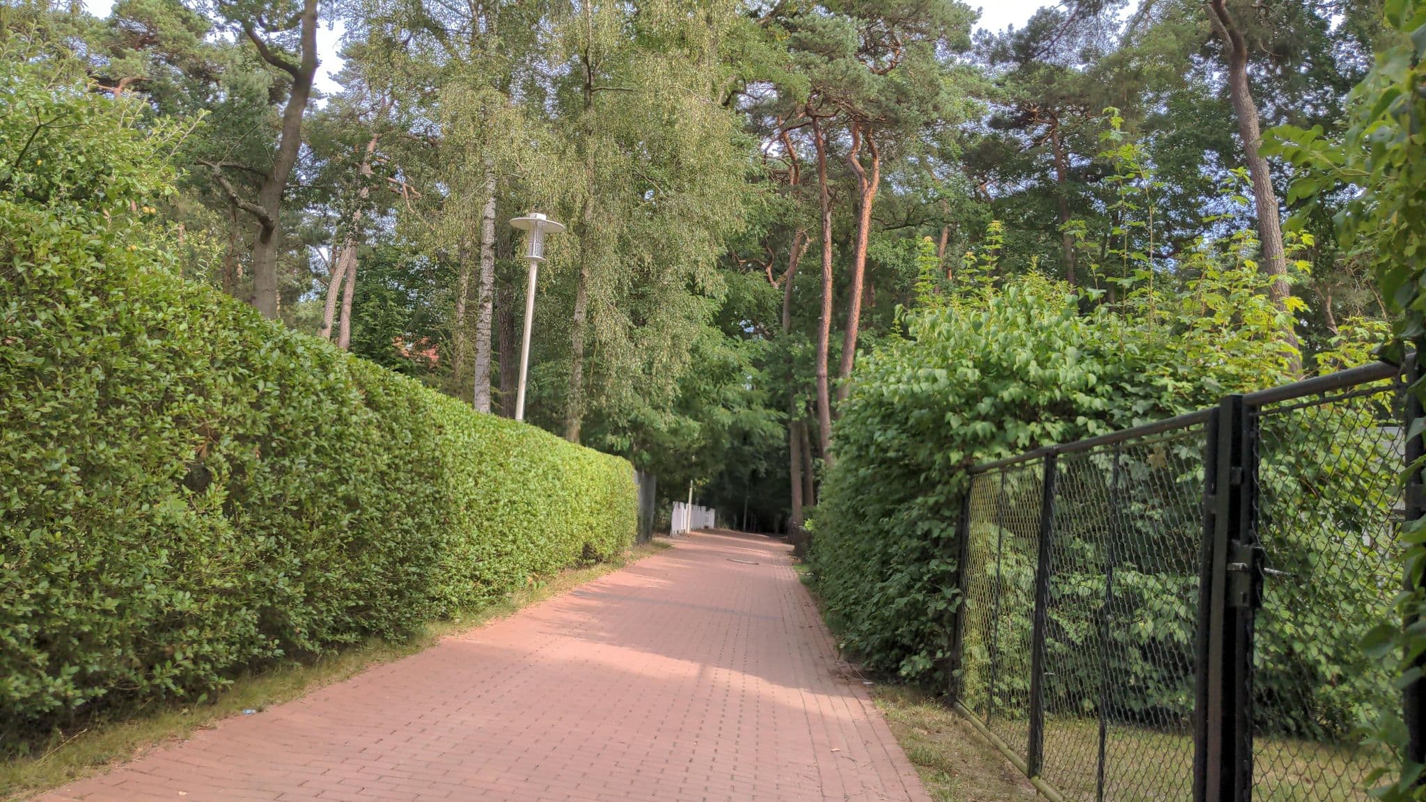 Street view near Strandhaus, Ostseebad Boltenhagen — © rasmustravemnd (CC BY-SA · Mapillary)