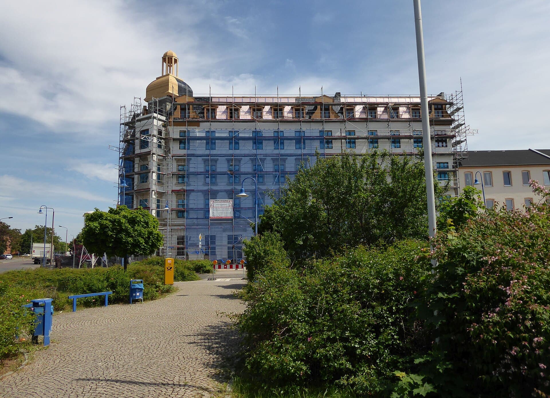 Hotel Kaiserhof (via Wikimedia Commons, CC BY-SA 4.0)