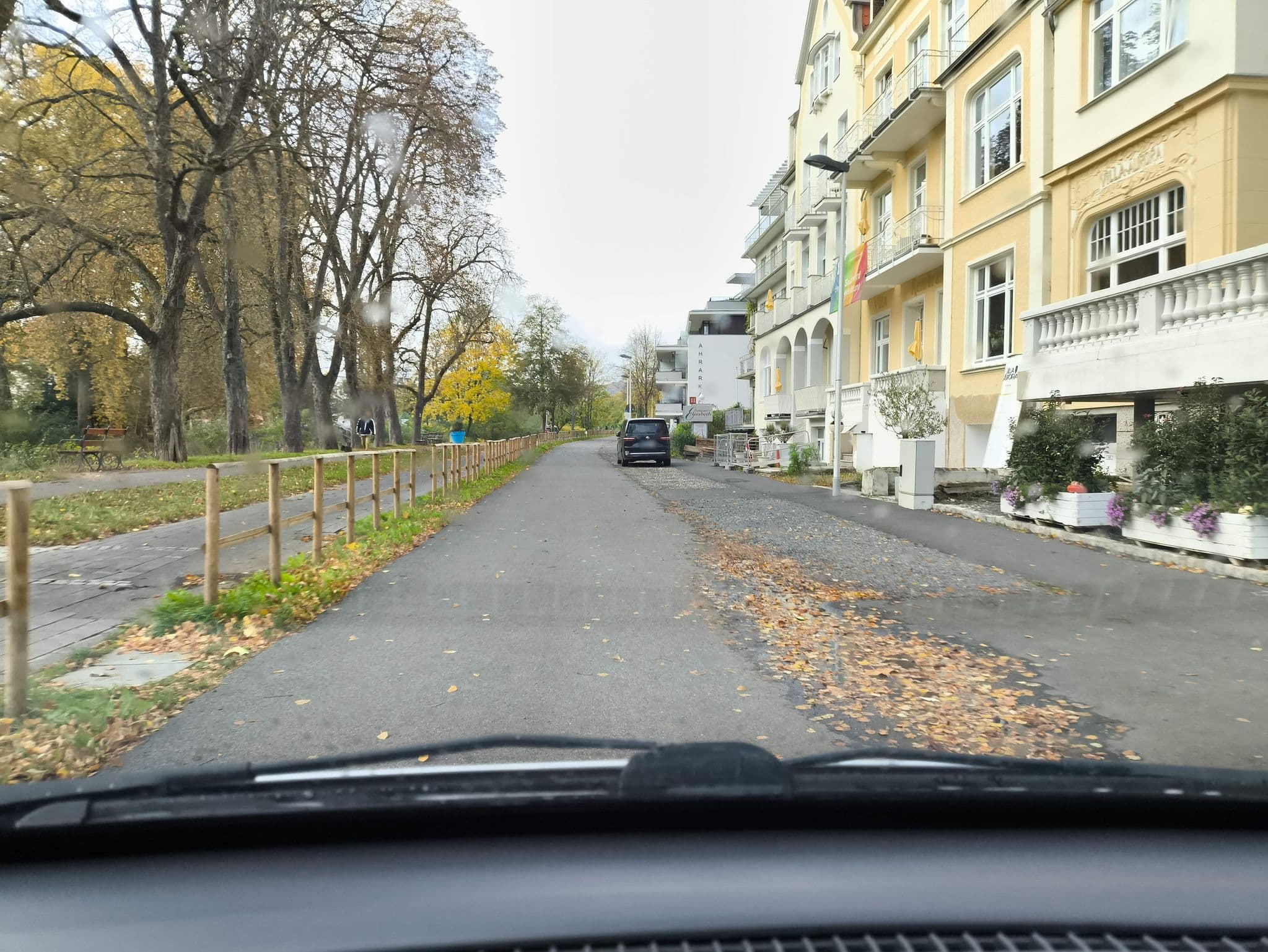 Street view near Hotel Aurora, Bad Neuenahr-Ahrweiler — © wolly79 (CC BY-SA · Mapillary)