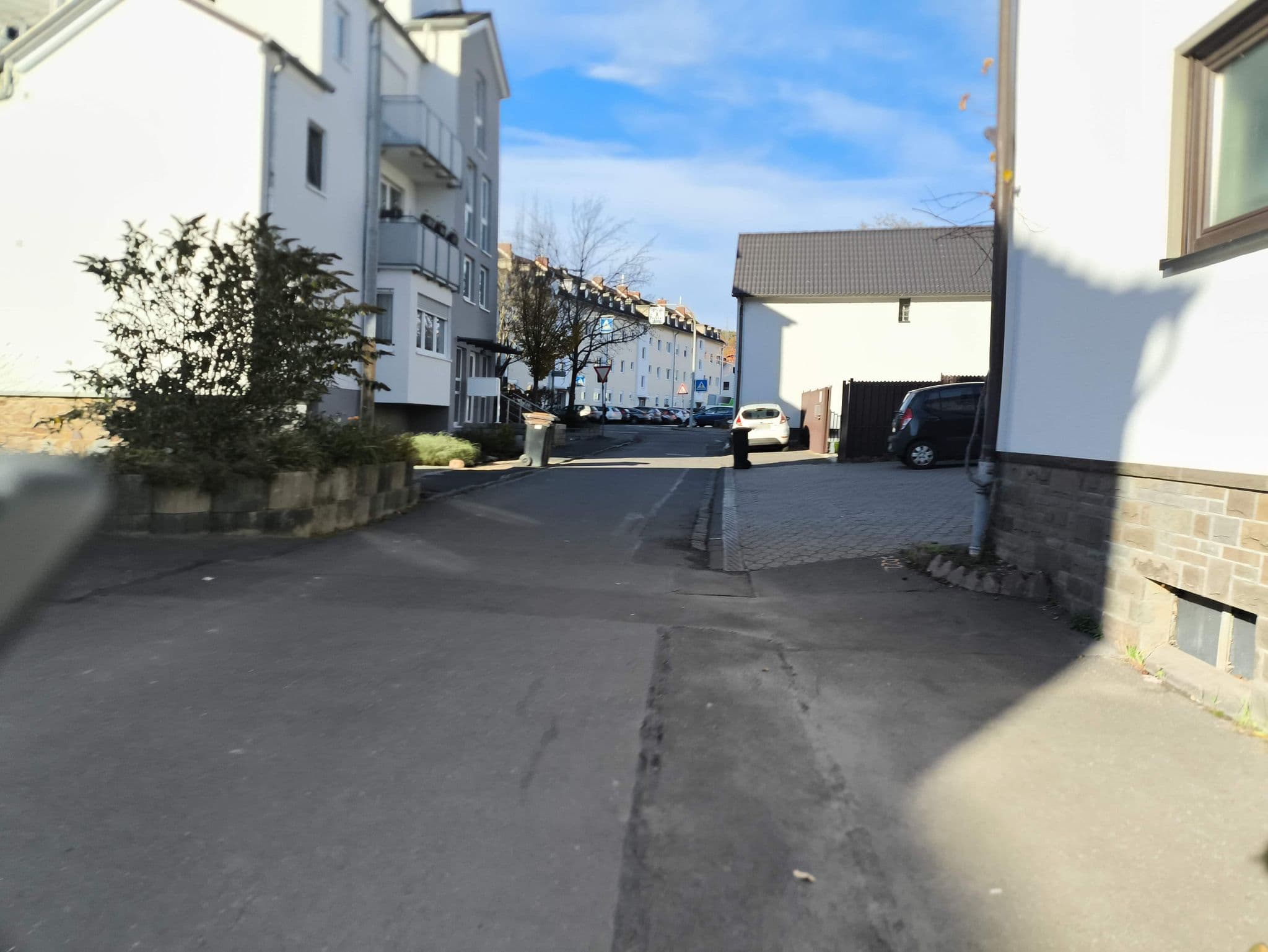 Street view near Weingut Peter Lingen, Bad Neuenahr-Ahrweiler — © wolly79 (CC BY-SA · Mapillary)