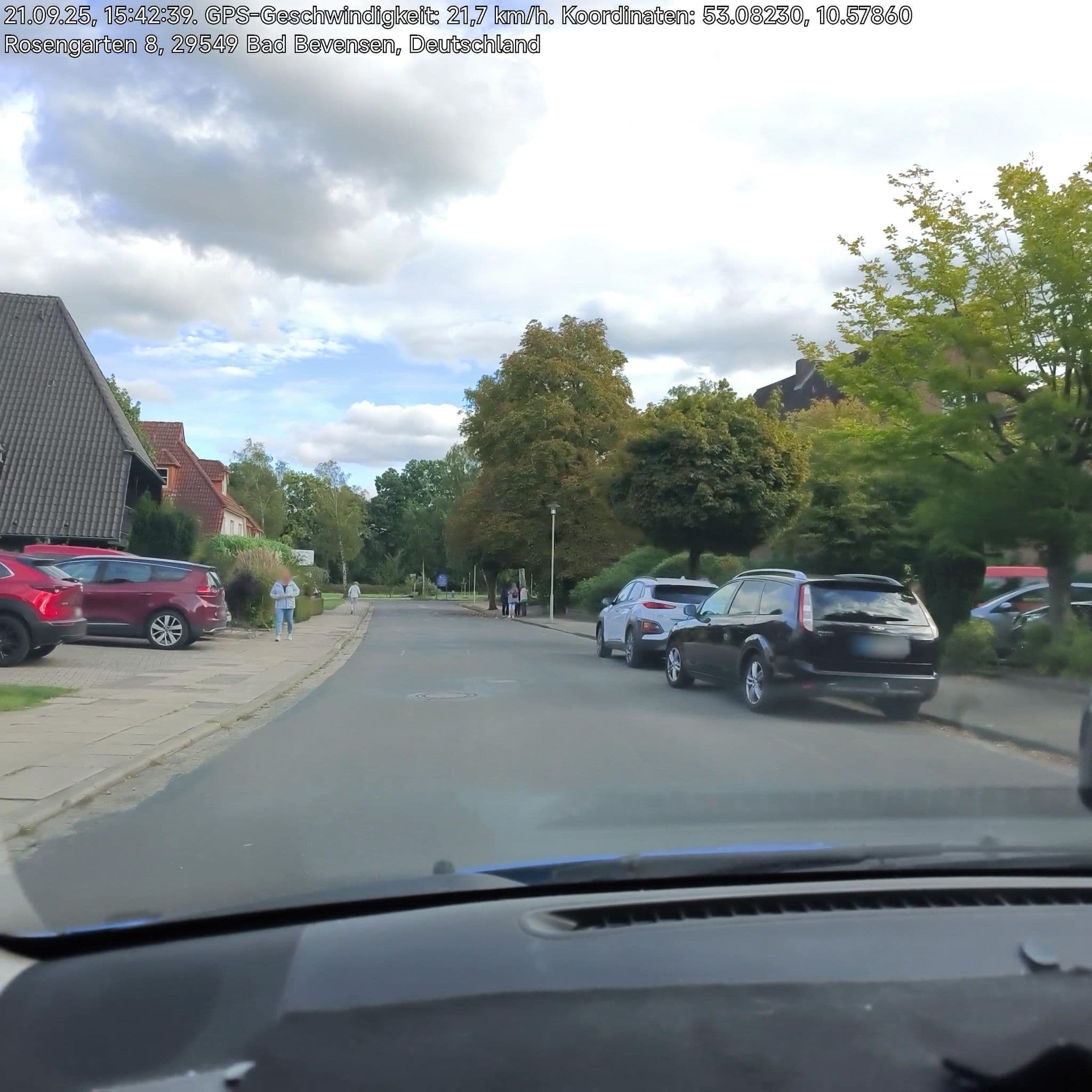 Street view near Haus Roseneck, Bad Bevensen — © hotteliene (CC BY-SA · Mapillary)