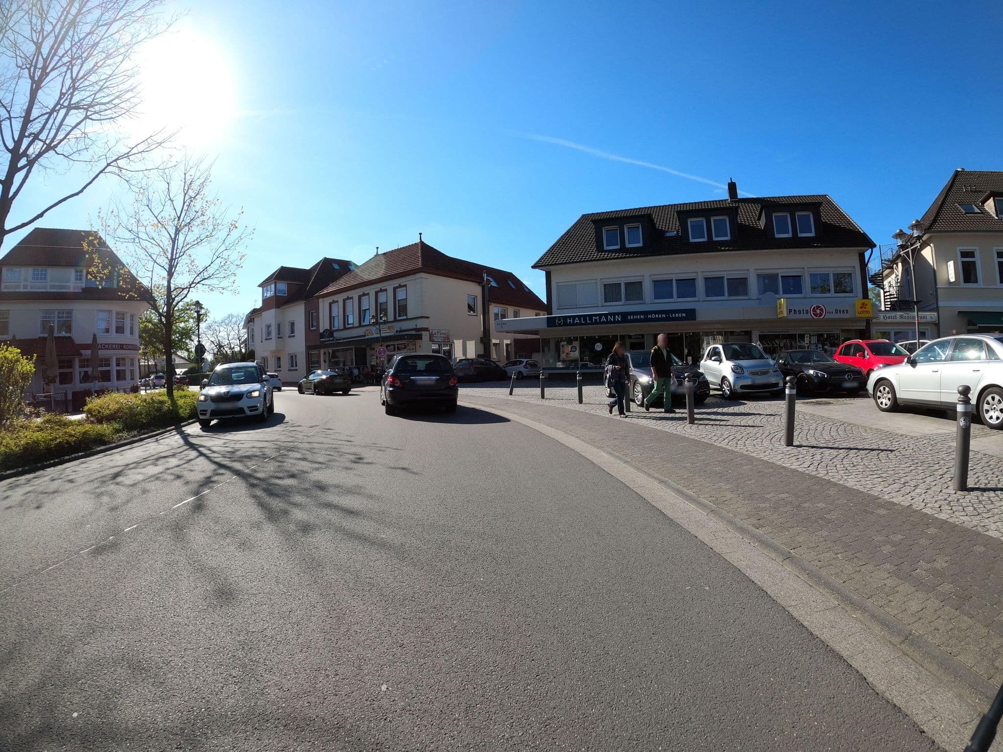 Street view near Hof von Oldenburg, Bad Zwischenahn — © VIA_KK (CC BY-SA · Mapillary)