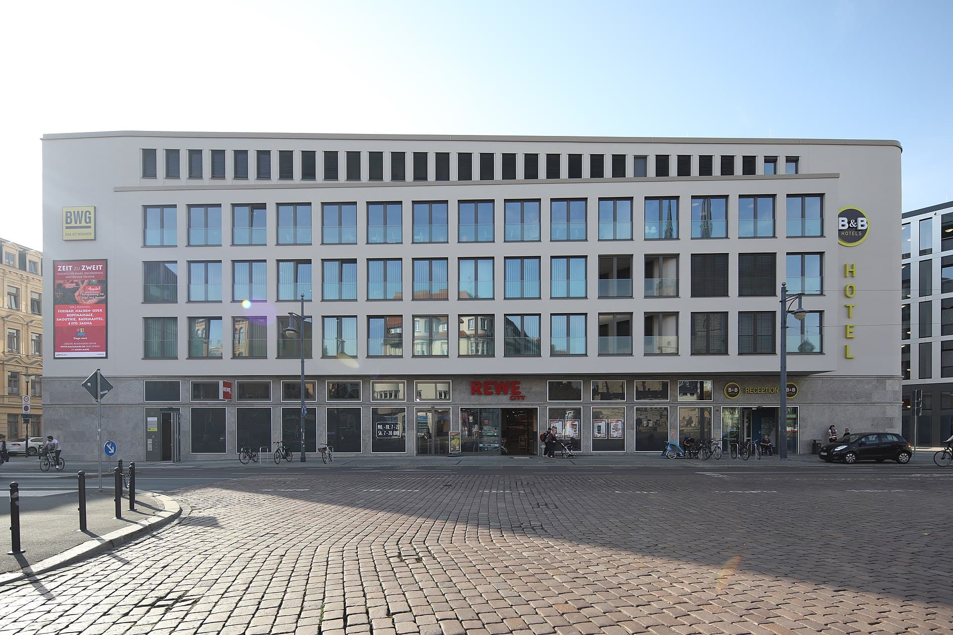 B&B Hotel Halle (Saale) (via Wikimedia Commons, CC BY-SA 4.0)