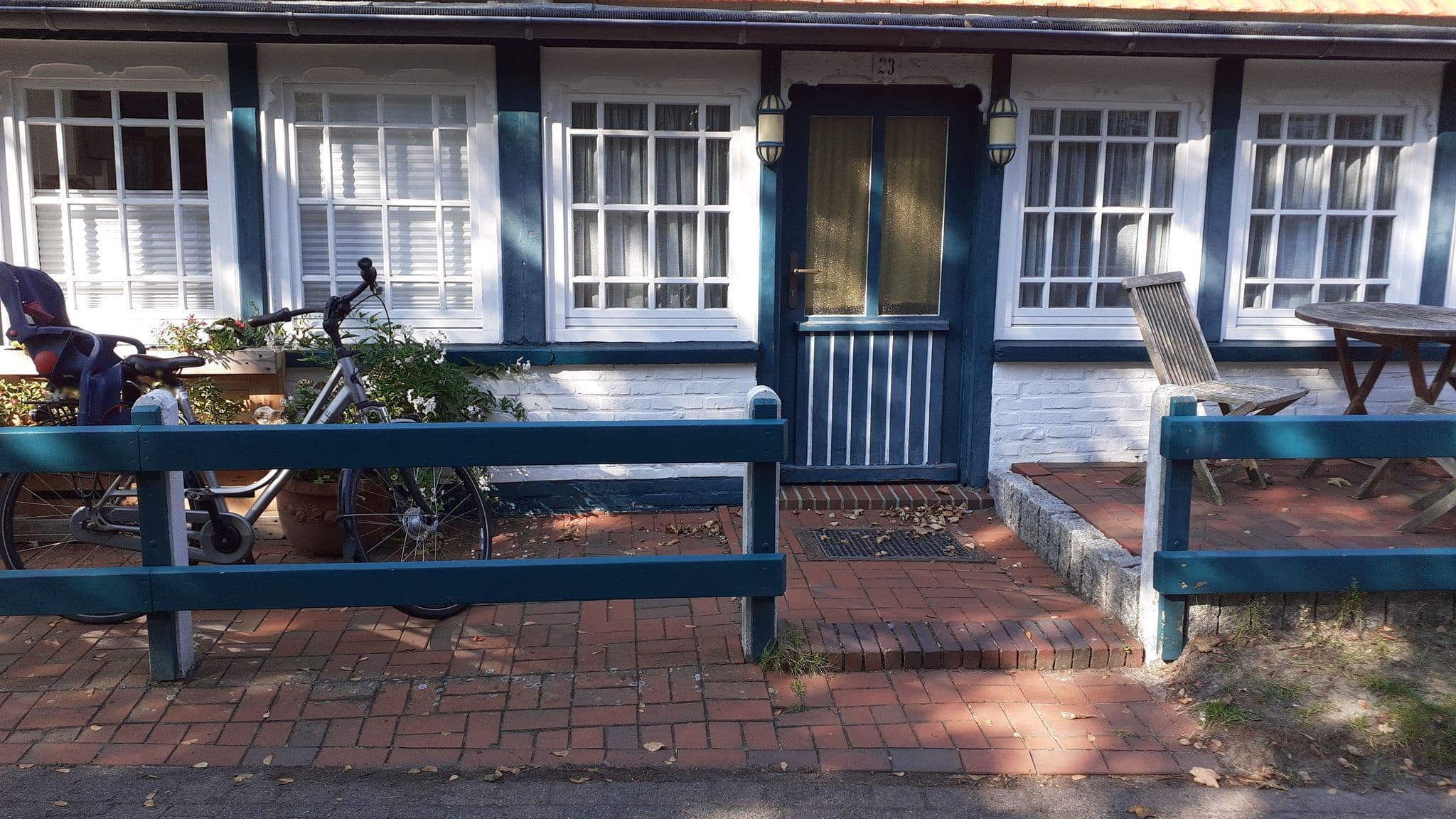 Street view near Nordlicht, Neuharlingersiel