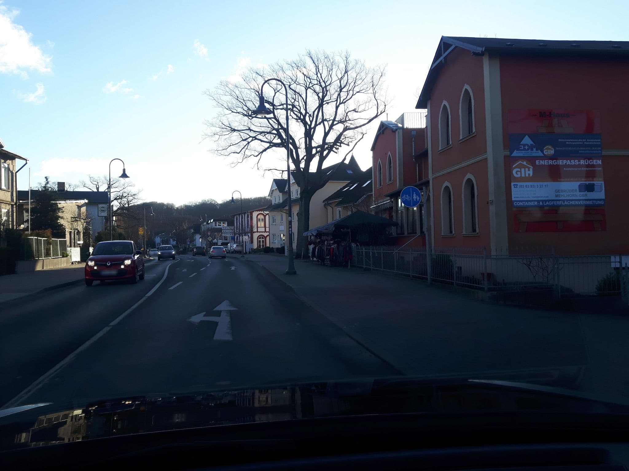 Street view near Villa Lindholm, Ostseebad Binz