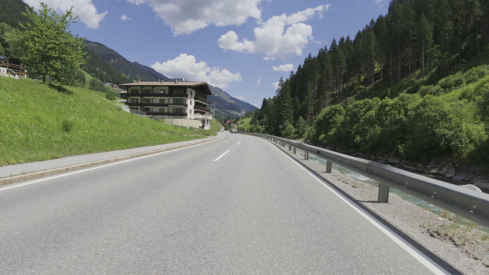Street view near Haus Zangerle, Kappl — © Guzzi_Franze (CC BY-SA · Mapillary)