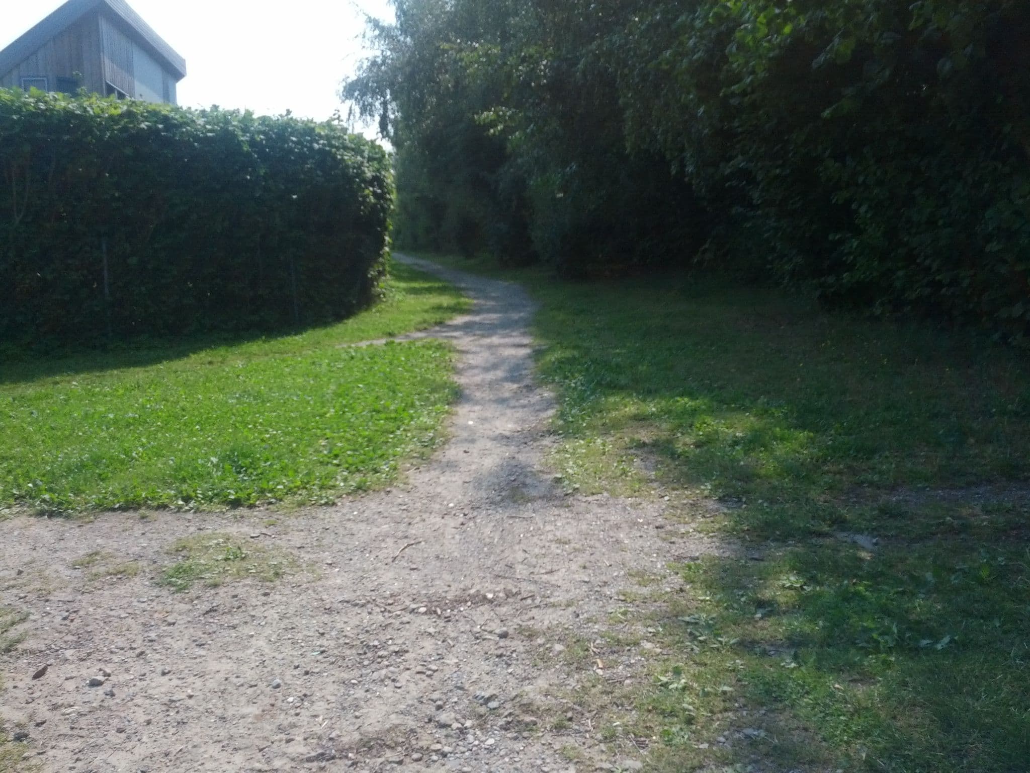Street view near Haus 16, Bastorf — © zoegglmeyr (CC BY-SA · Mapillary)