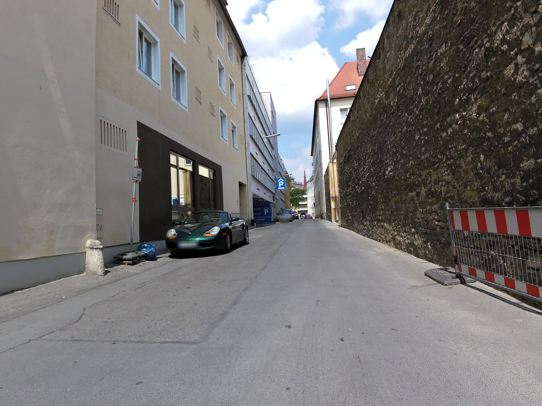 Street view near Hotel Rebstock, Würzburg — © zoegglmeyr (CC BY-SA · Mapillary)