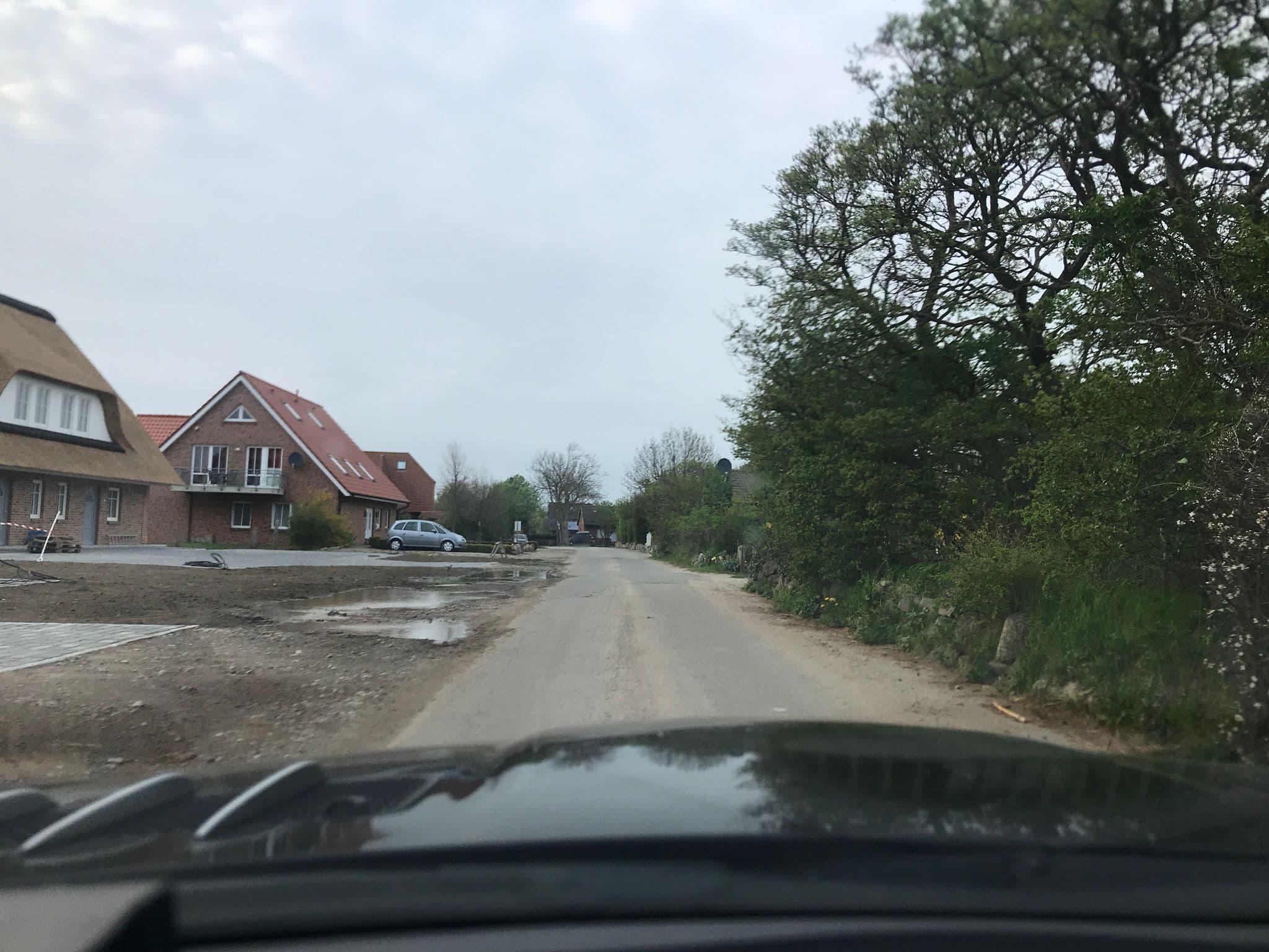 Street view near Ferienhaus "Reethaus 2a", Burg auf Fehmarn — © saschahaberkorn (CC BY-SA · Mapillary)