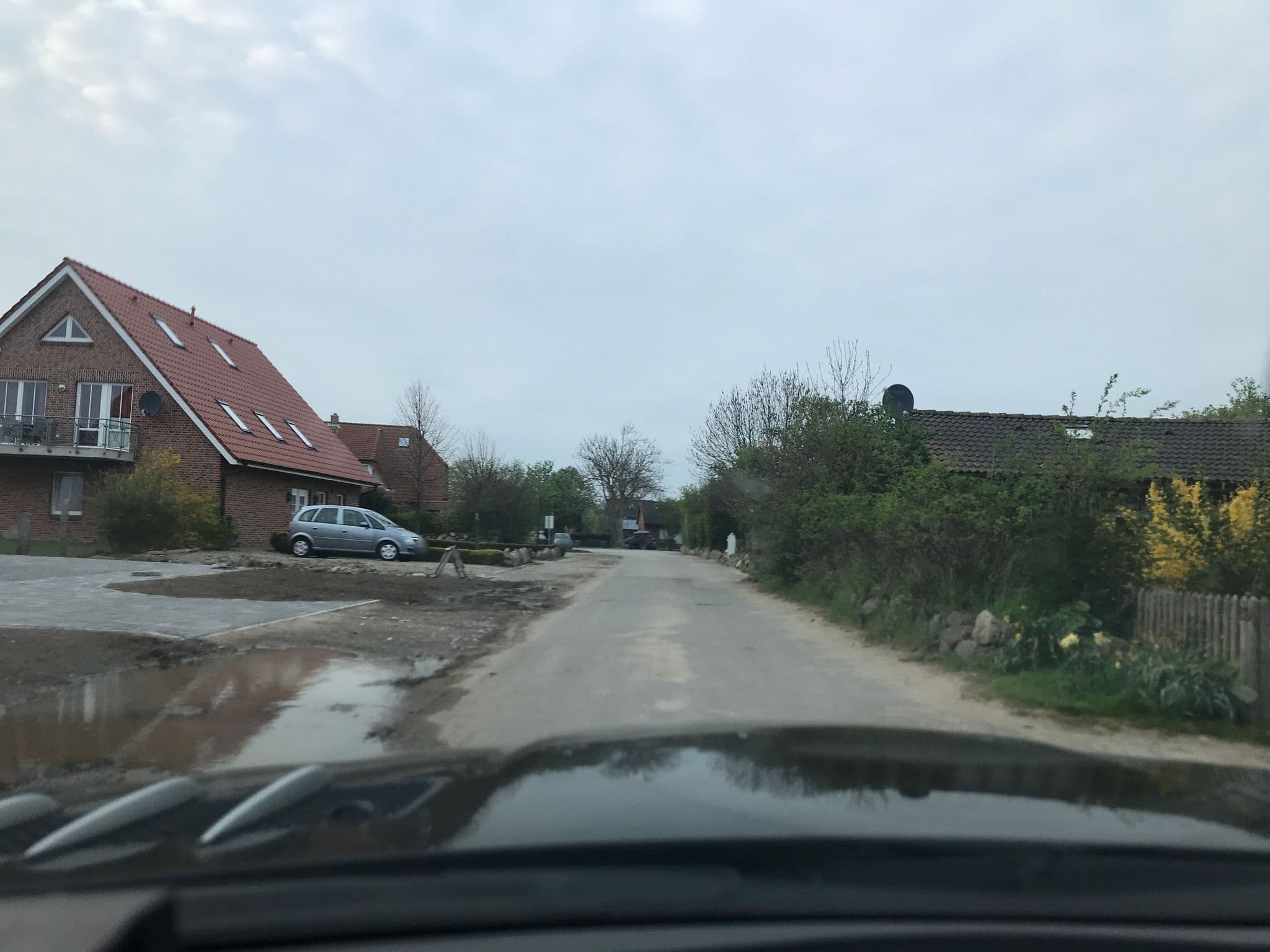 Street view near Ferienhaus "Reethaus 1b", Burg auf Fehmarn — © saschahaberkorn (CC BY-SA · Mapillary)