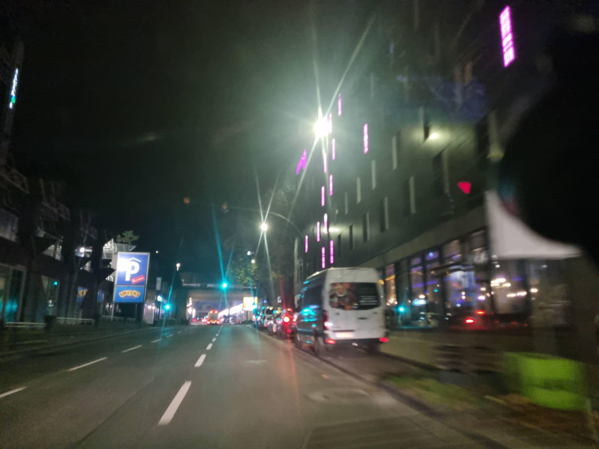 Street view near Moxy, Essen — © dsmm (CC BY-SA · Mapillary)