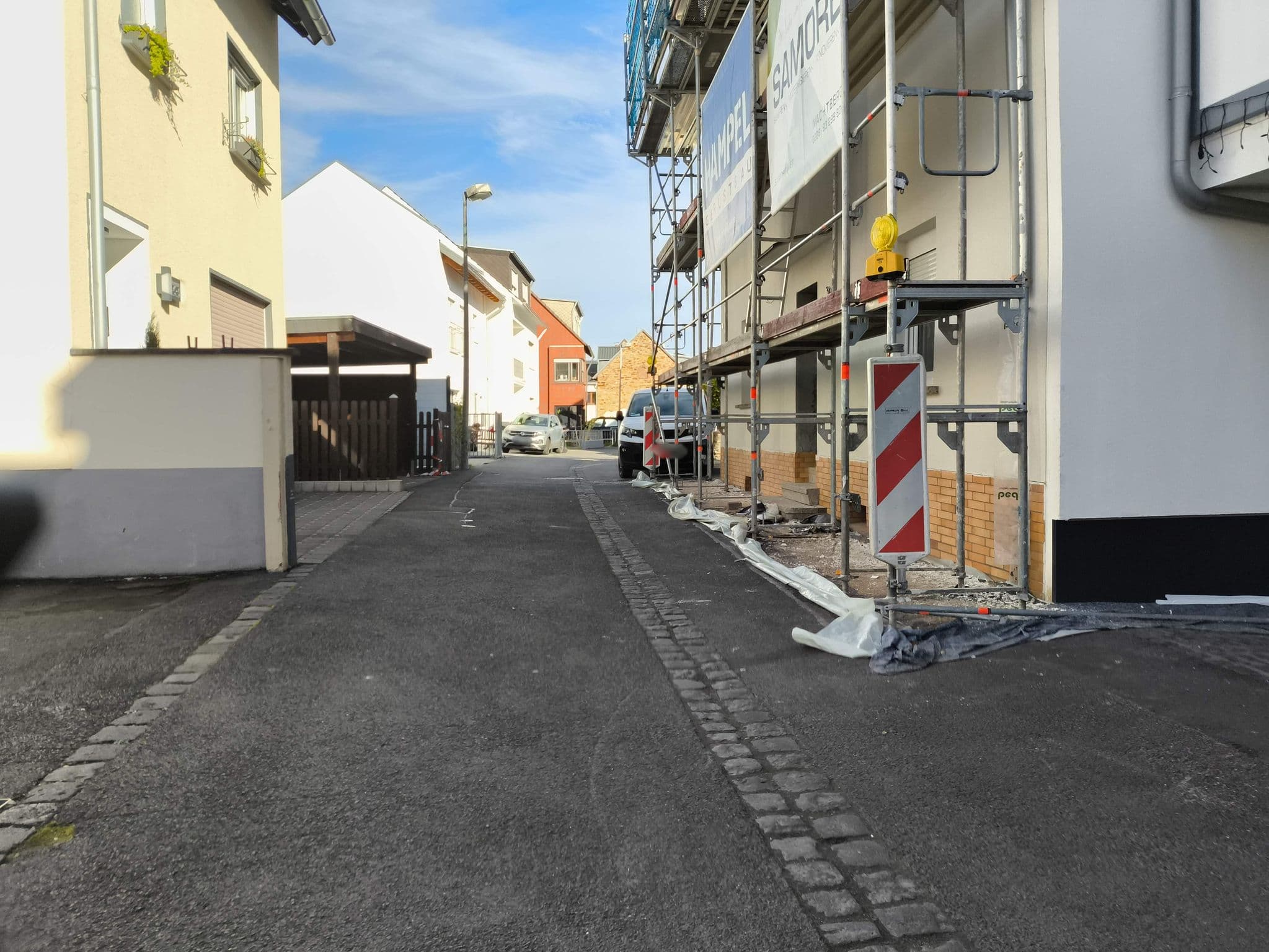Street view near Am Steinfelder Hof, Bad Neuenahr-Ahrweiler — © wolly79 (CC BY-SA · Mapillary)