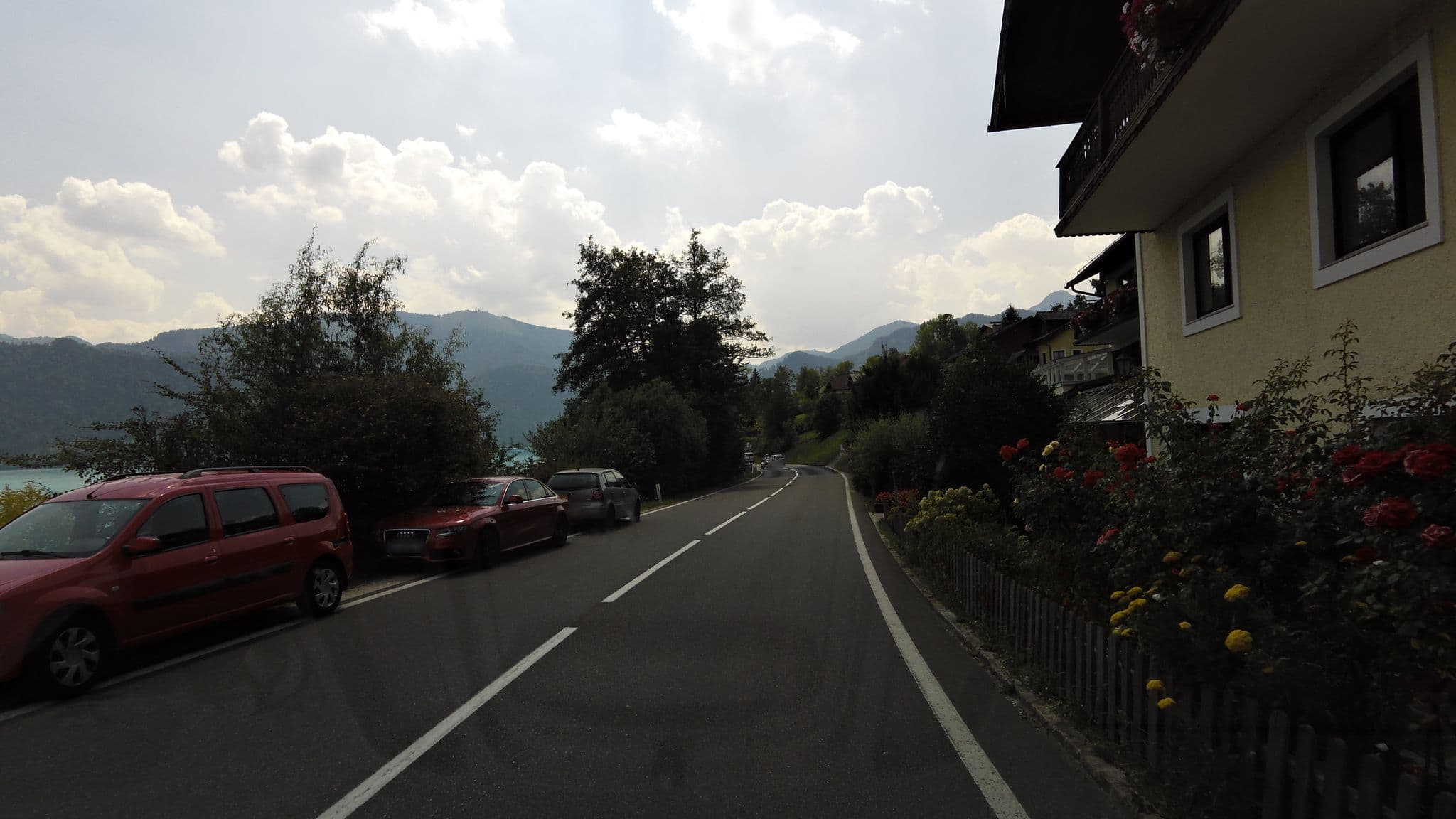 Street view near Frühstückspension Strobl, Sankt Wolfgang im Salzkammergut — © czmrtn (CC BY-SA · Mapillary)