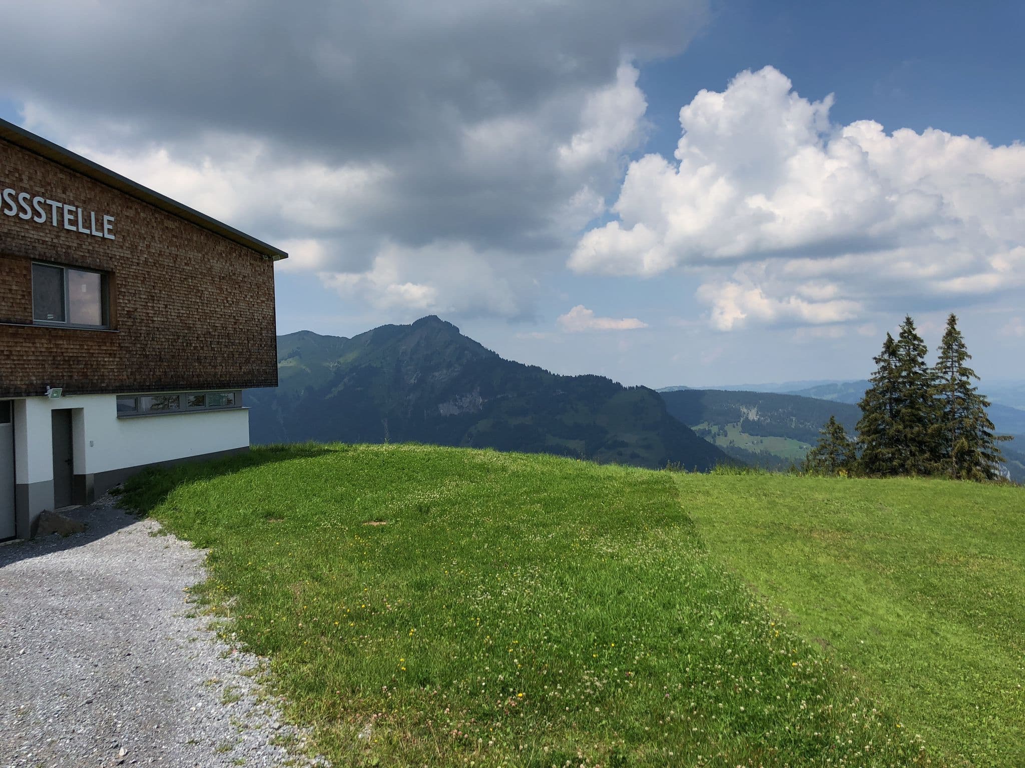 Street view near Alphof Rossstelle, Mellau — © aloggizugg (CC BY-SA · Mapillary)