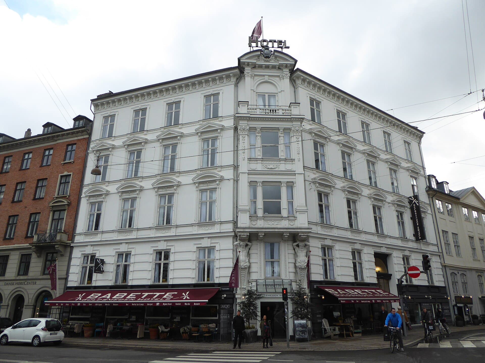 Babette Guldsmeden Hotel (via Wikimedia Commons, CC BY-SA 4.0)