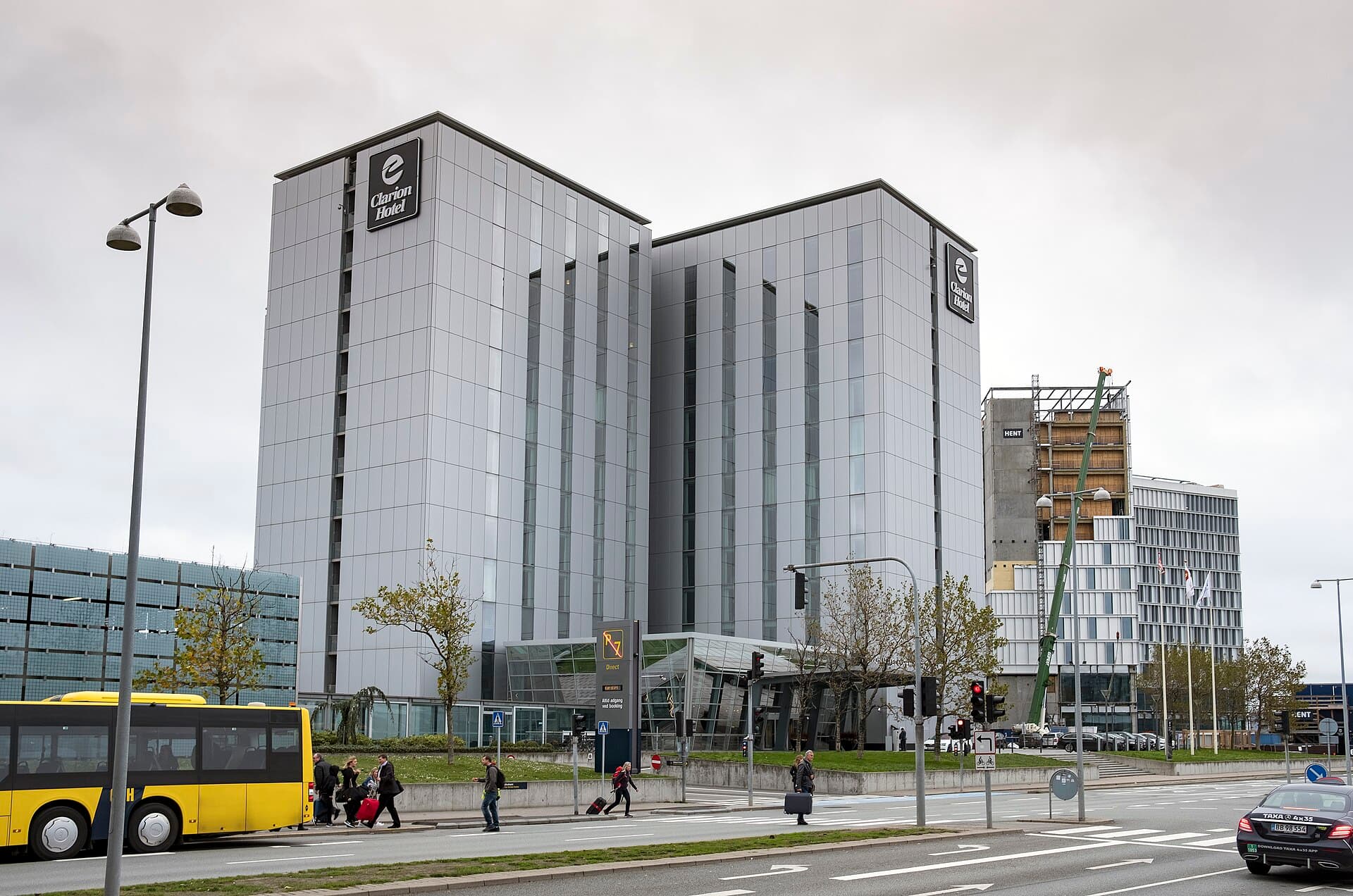 Clarion Hotel Copenhagen Airport (via Wikimedia Commons, CC BY 2.0)