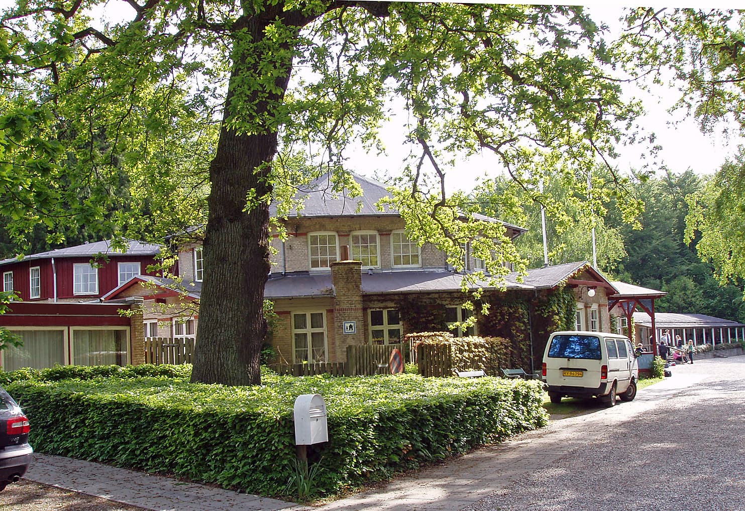 Danhostel Aarhus (via Wikimedia Commons, CC BY 3.0)