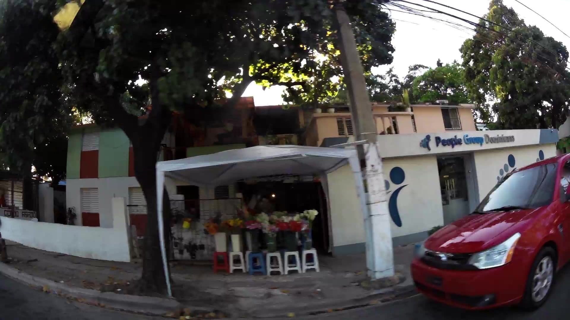 Street view near Calle los aleilies, esq yakimond #8, Cristo Rey