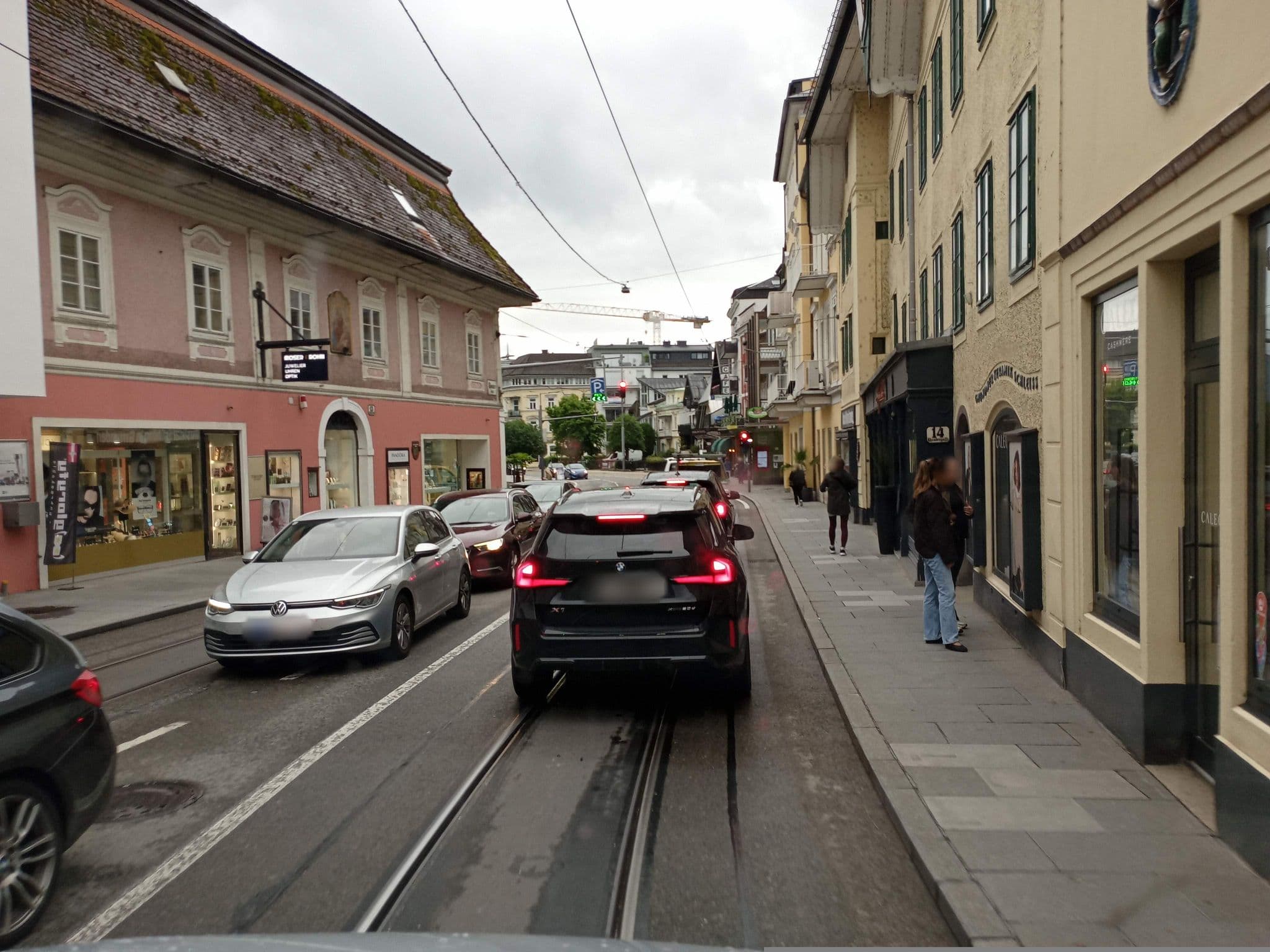 Street view near La Sonett, Gmunden — © atze02 (CC BY-SA · Mapillary)