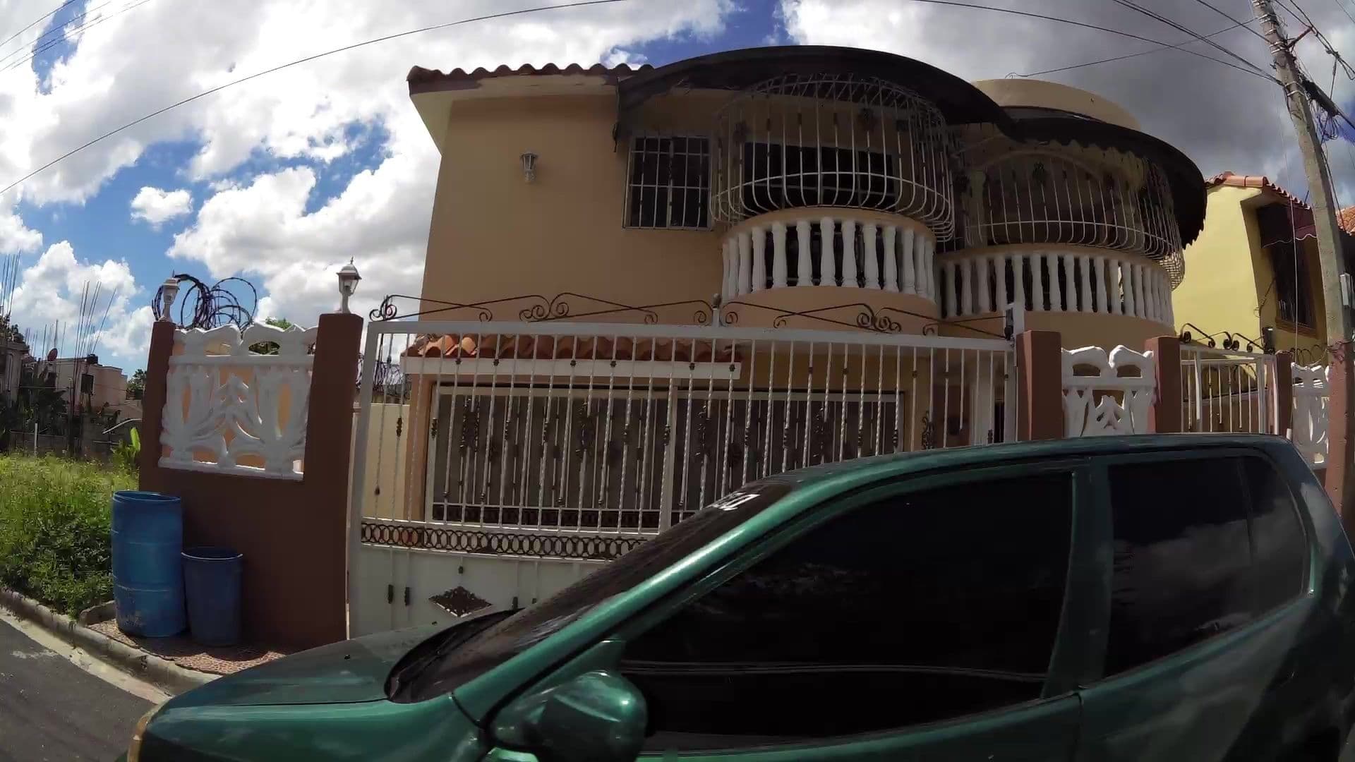 Street view near calle cabrito, 4, Cristo Rey