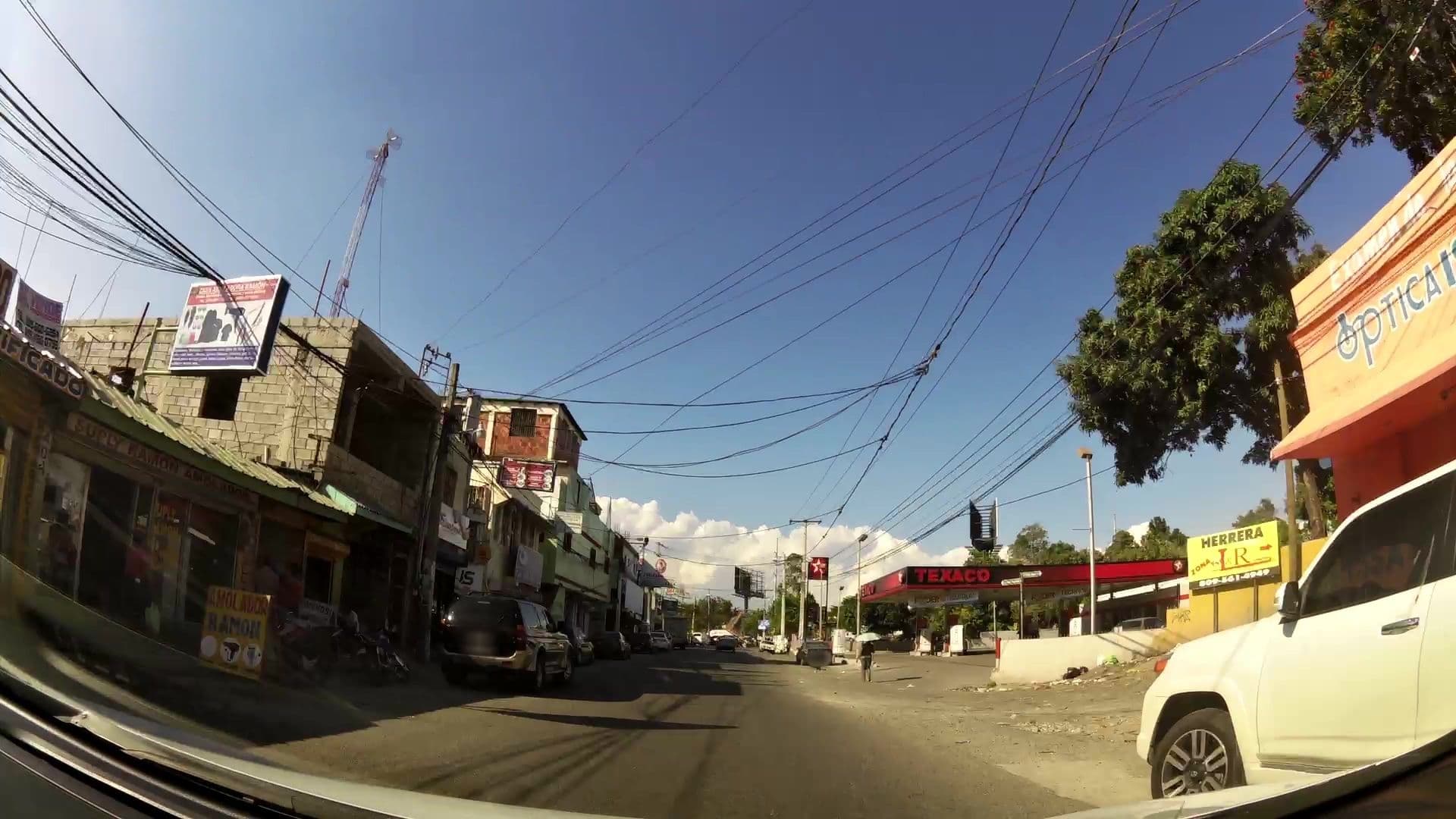 Street view near Hotel Omar, Santo Domingo Oeste — © kaartcam (CC BY-SA · Mapillary)