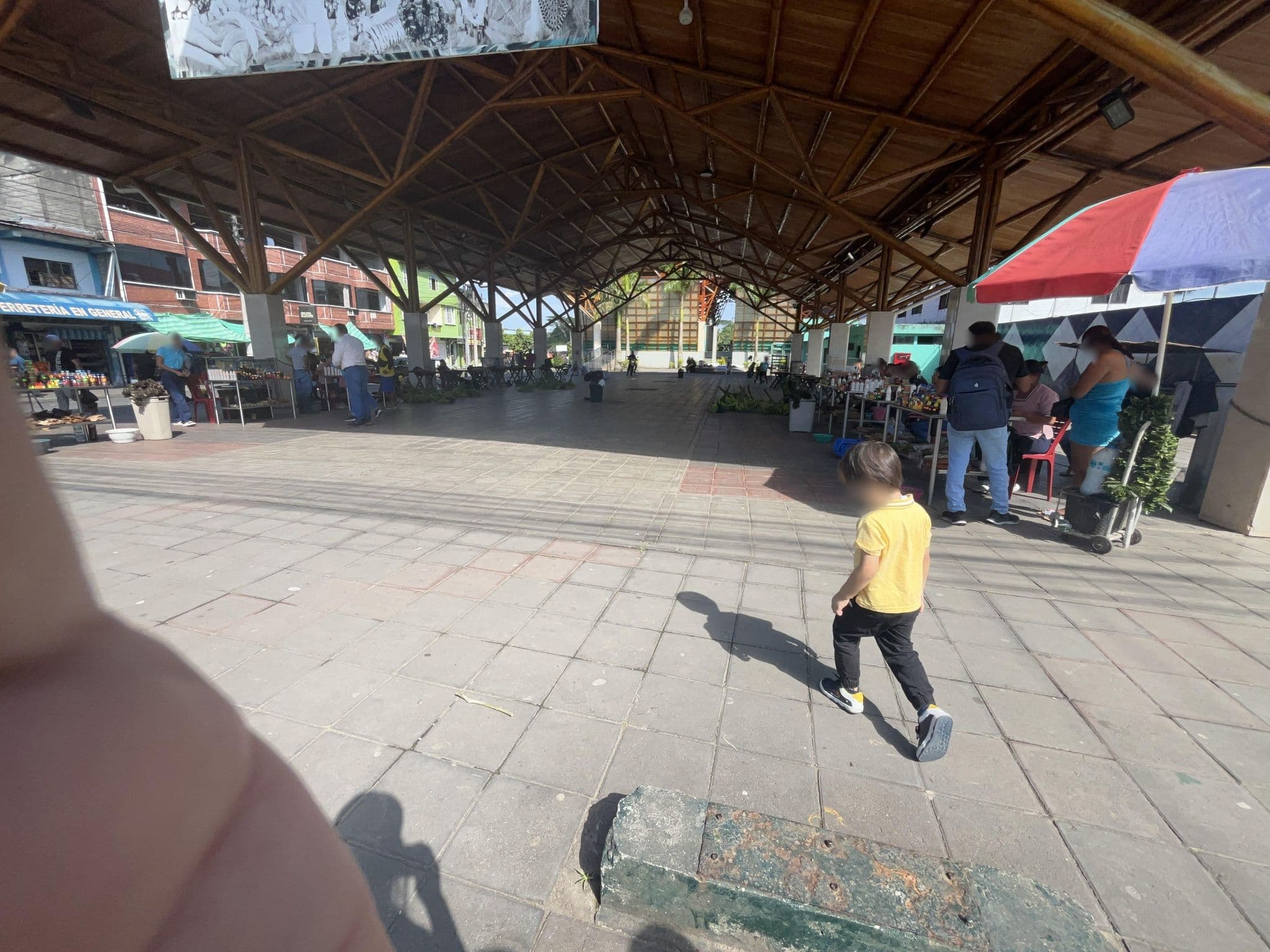 Street view near Damaris, Puerto Francisco de Orellana — © katherinemartinez (CC BY-SA · Mapillary)
