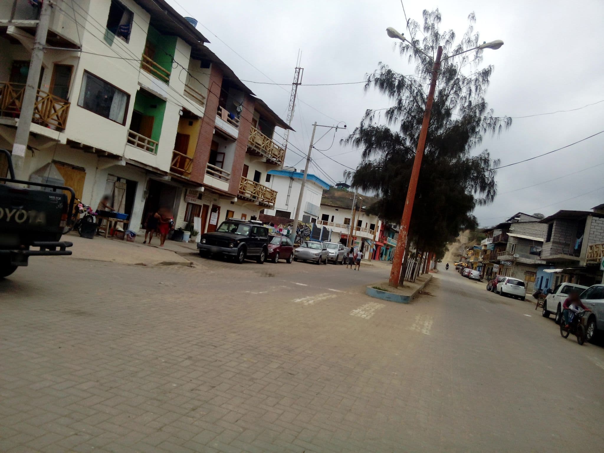 Street view near Tabuba, Santa Elena — © johnarupire (CC BY-SA · Mapillary)