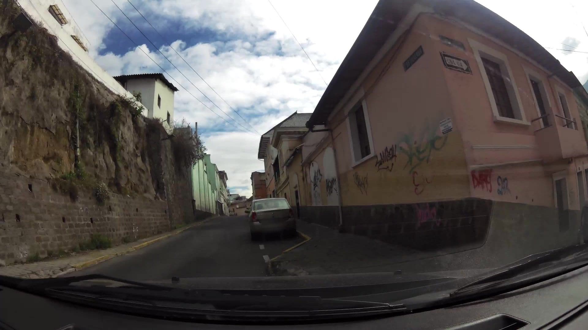 Street view near Margarita 1, Quito