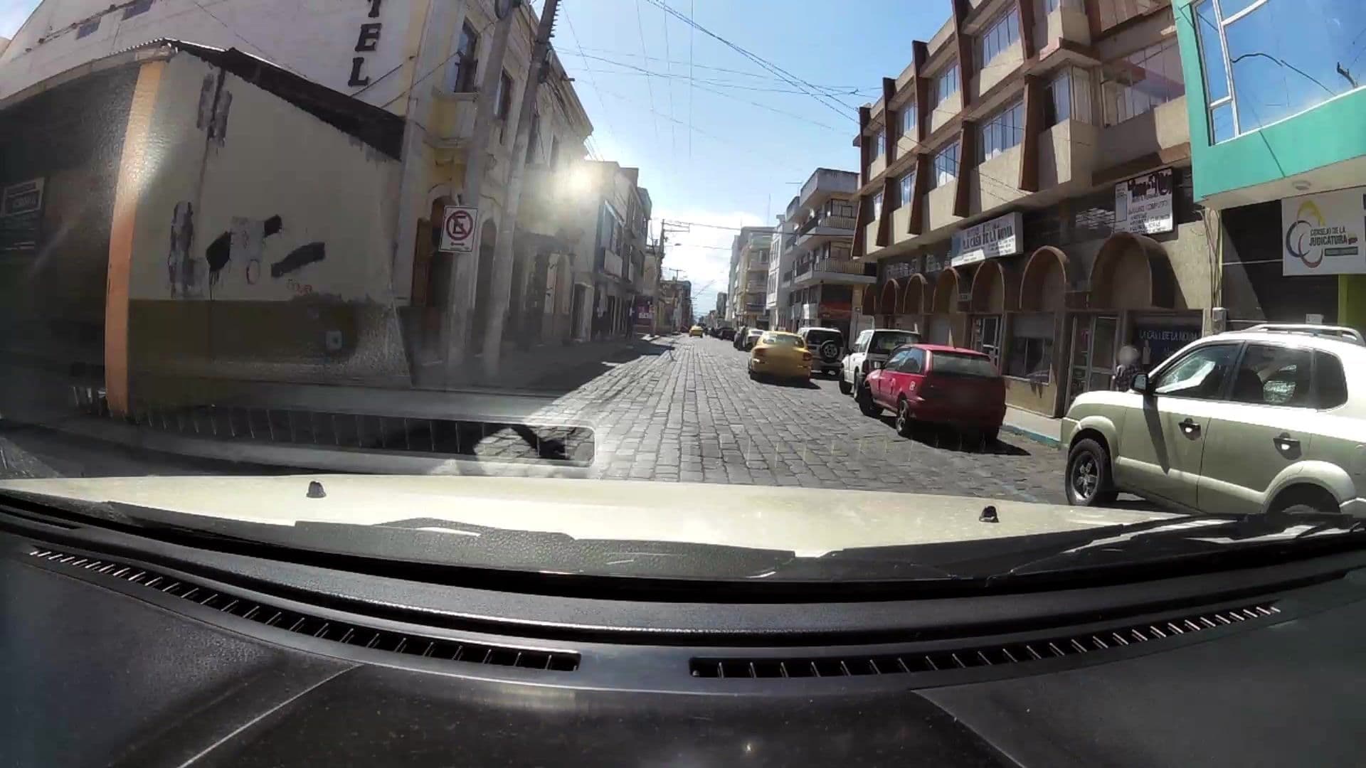 Street view near Mansion Santa Isabela, Riobamba — © kaartcam (CC BY-SA · Mapillary)