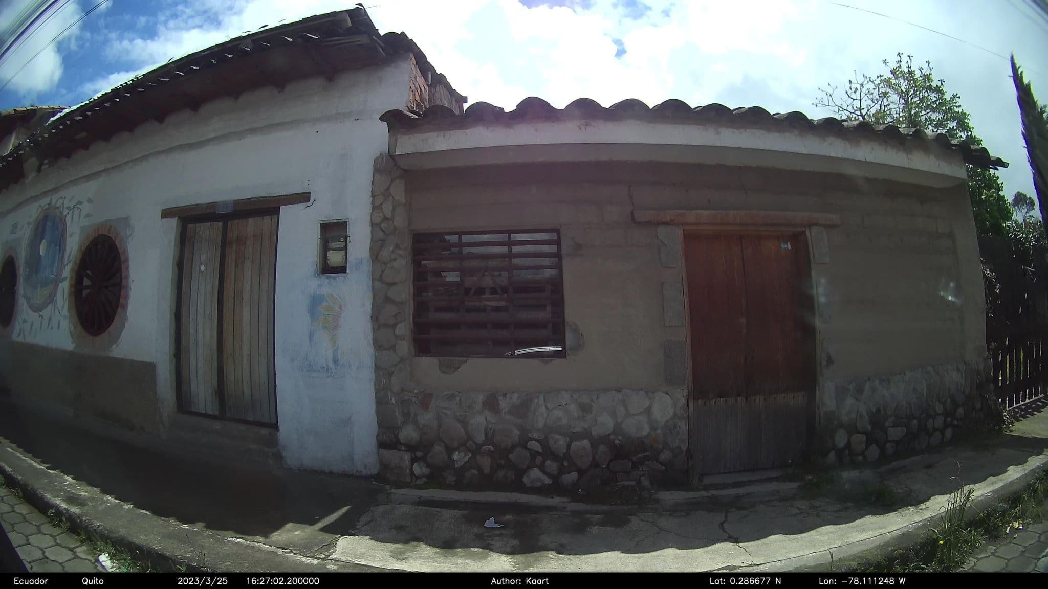 Street view near Refugio Terra Esperanza, Ibarra — © kaart_2 (CC BY-SA · Mapillary)