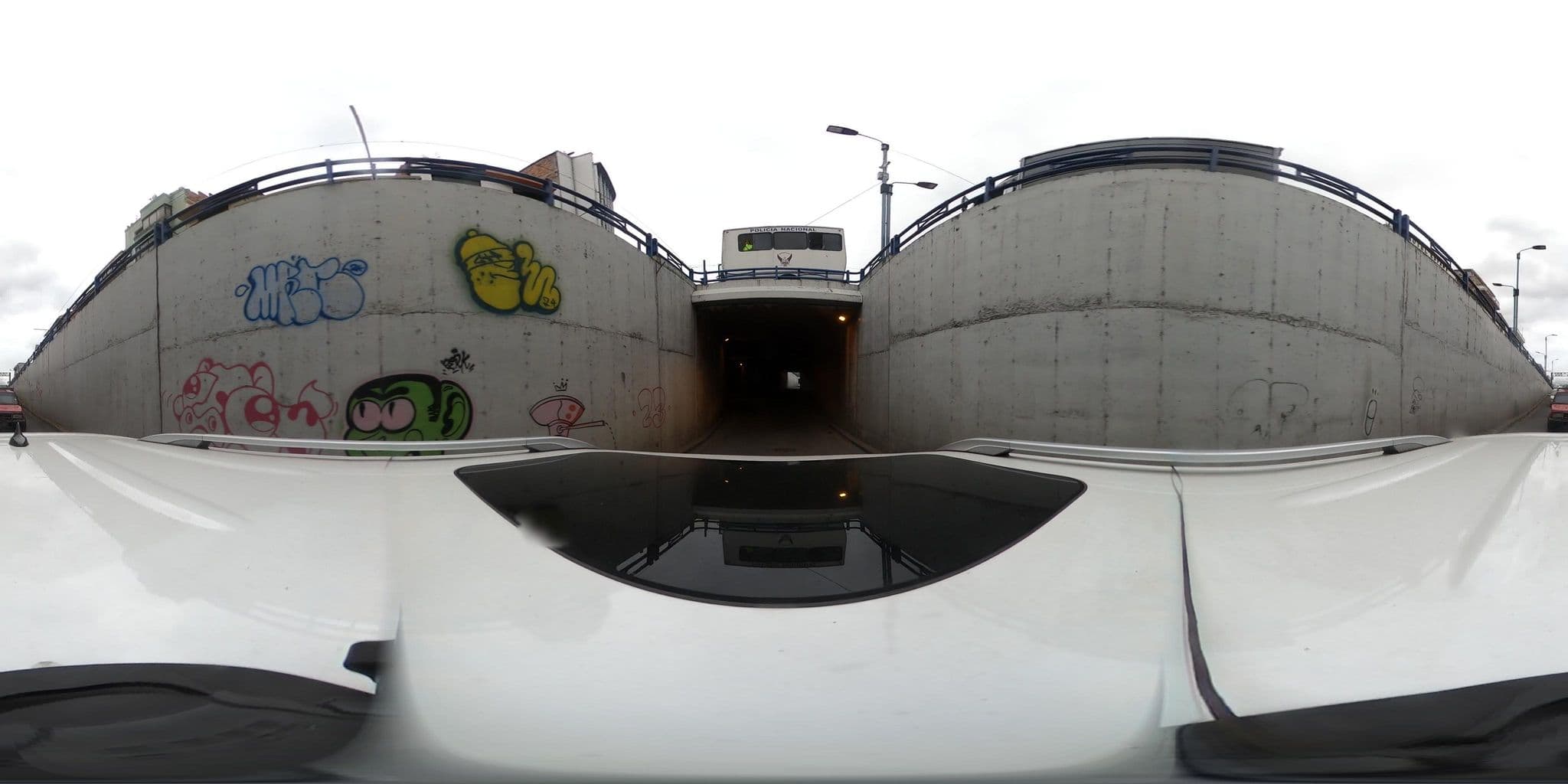 Street view near Manhattan, Cuenca