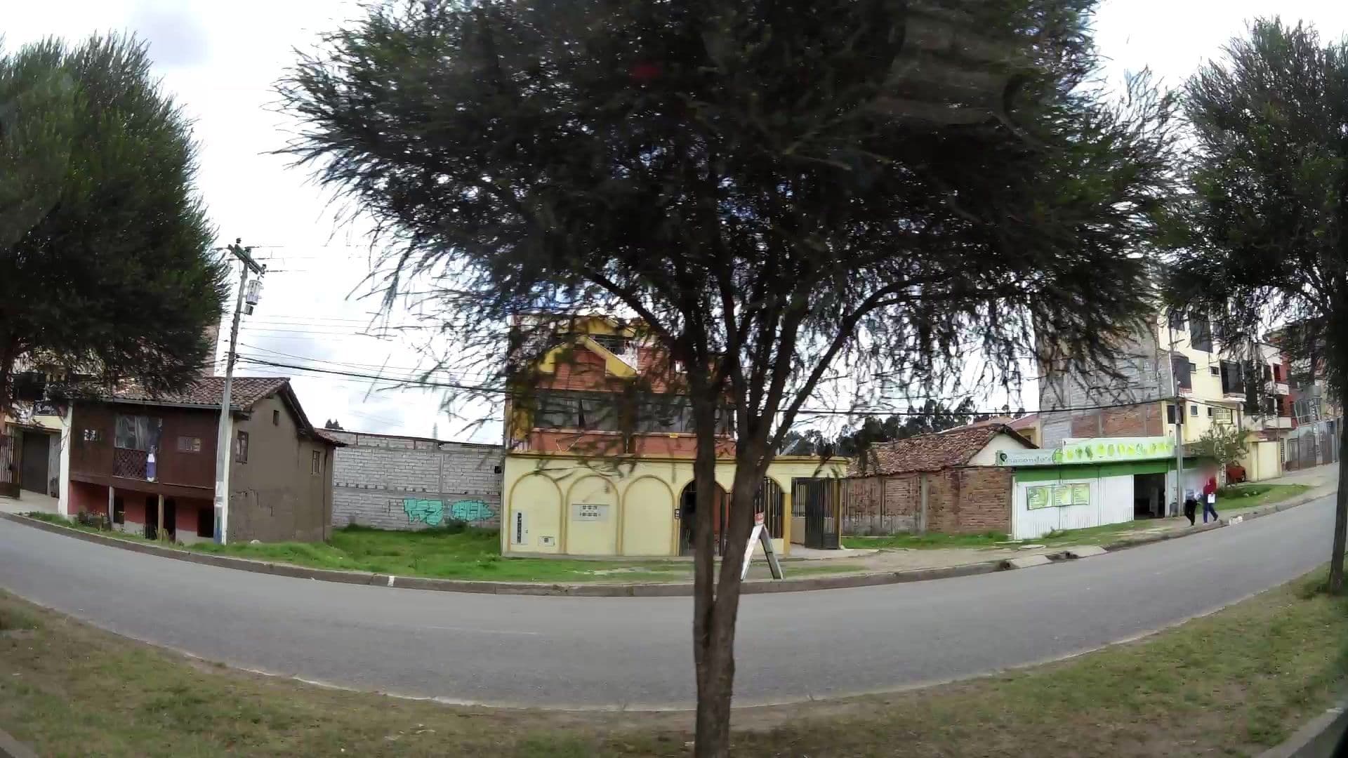 Street view near Hostal Medio Ejido, Cuenca