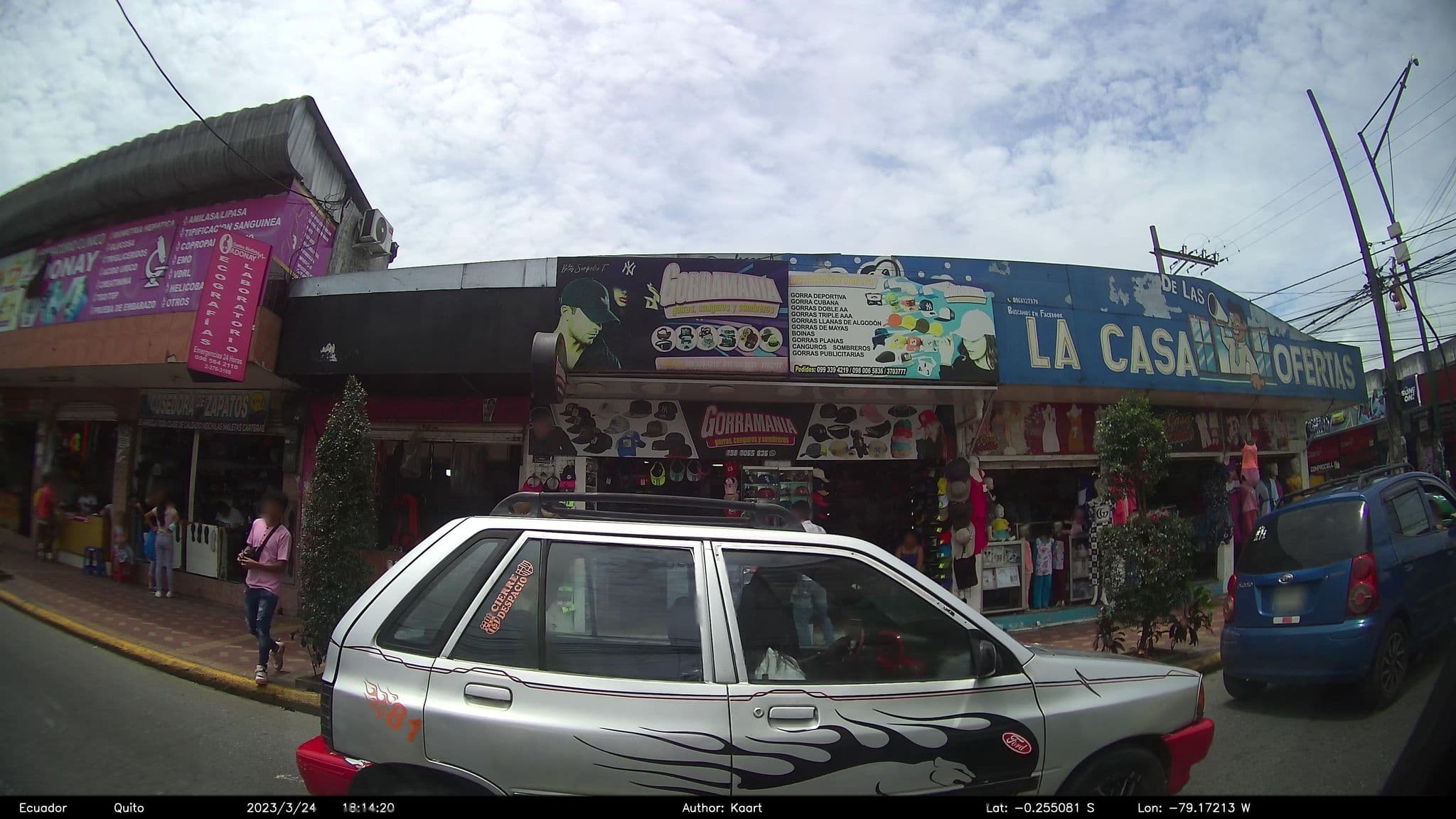 Street view near Hotel, Santo Domingo de los Colorados