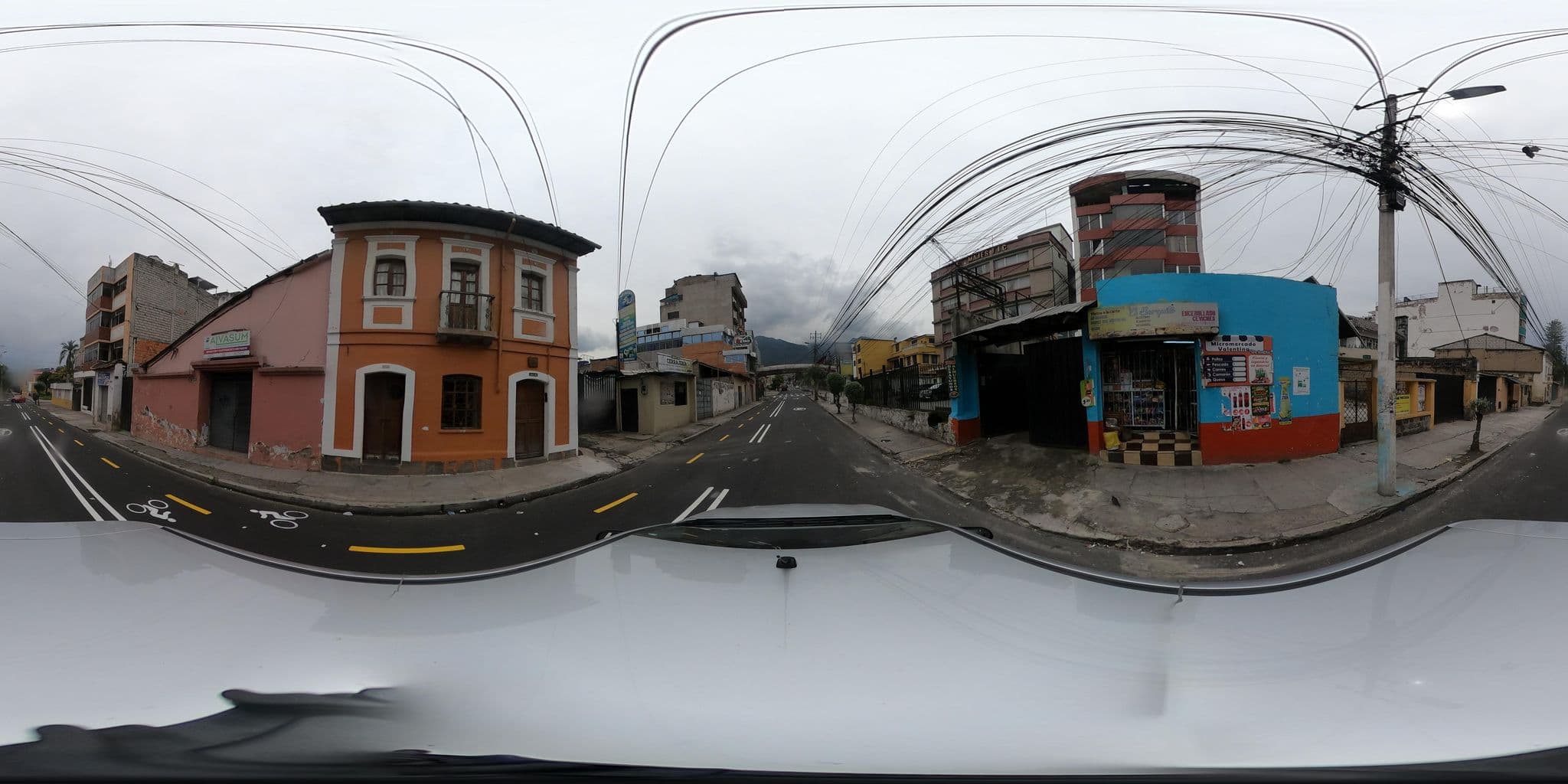 Street view near Hotel Majestic, Quito