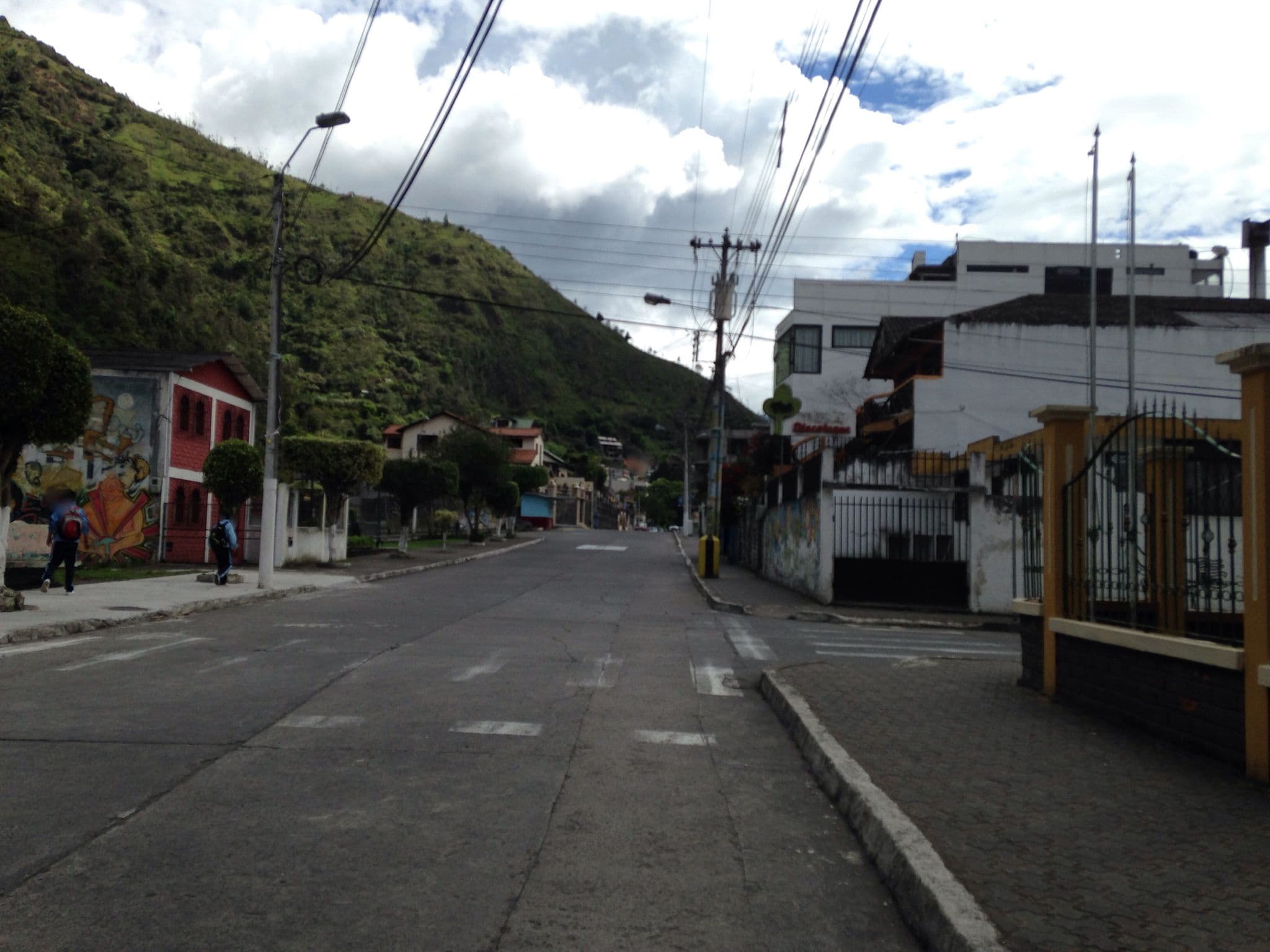 Street view near Gala Inn., Baños