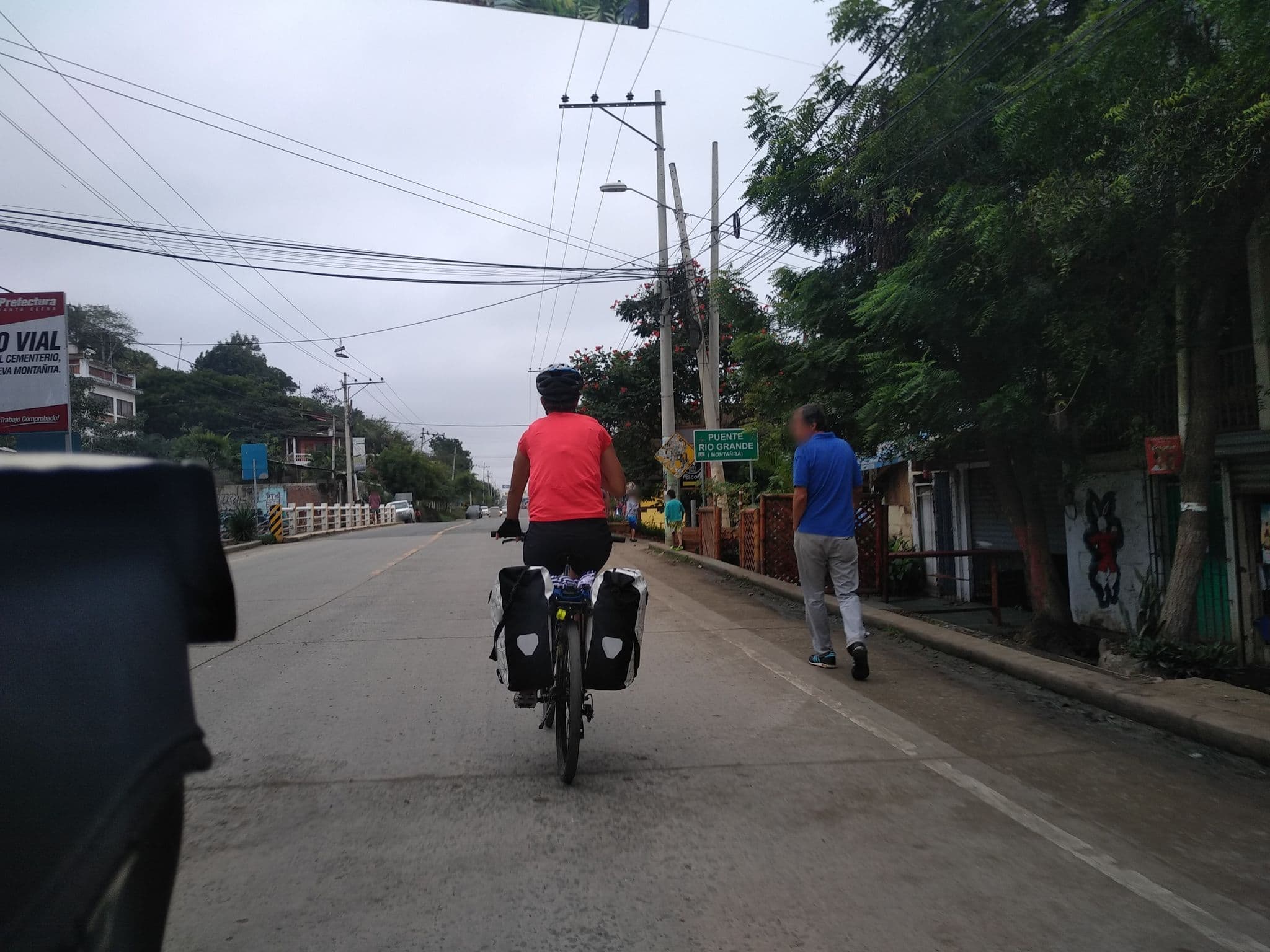 Street view near My little house Hostel, Santa Elena — © nomadmapper (CC BY-SA · Mapillary)