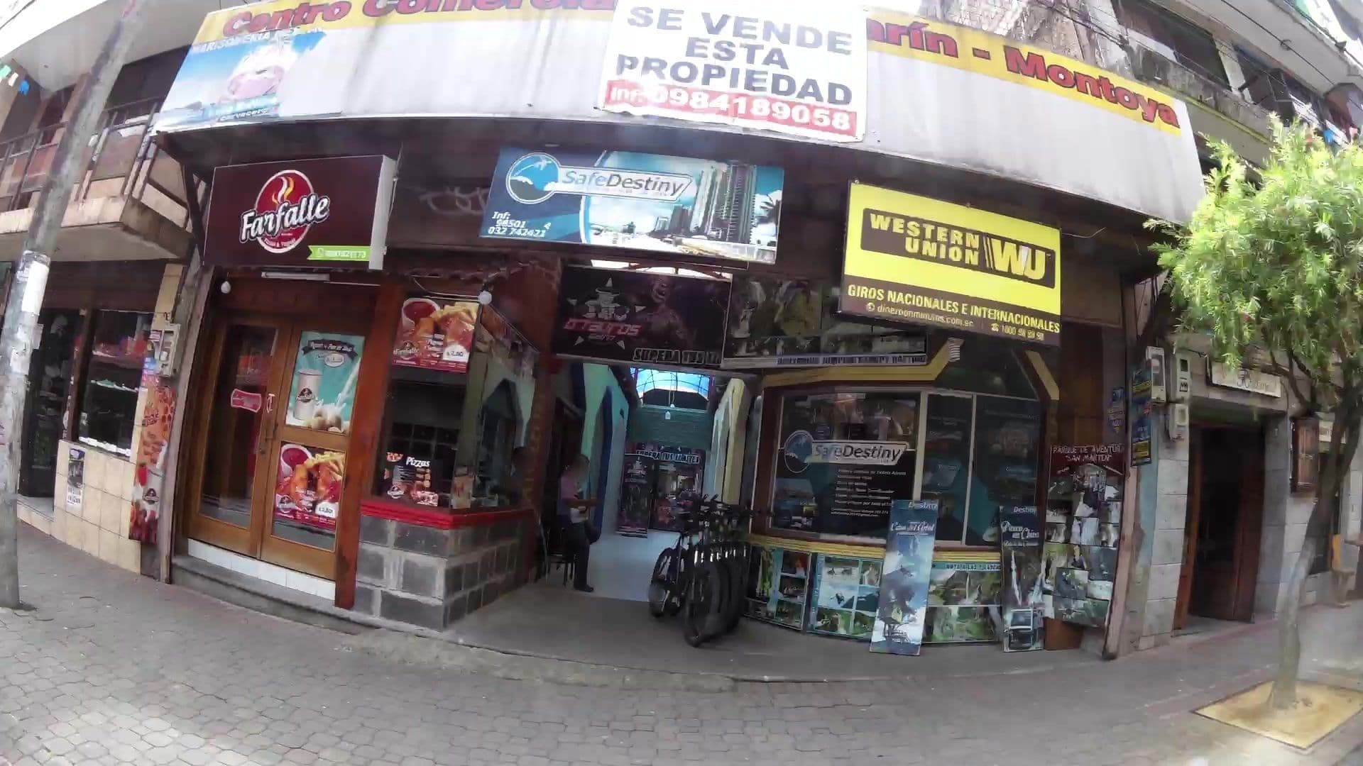 Street view near Los Andes Hostal, Baños