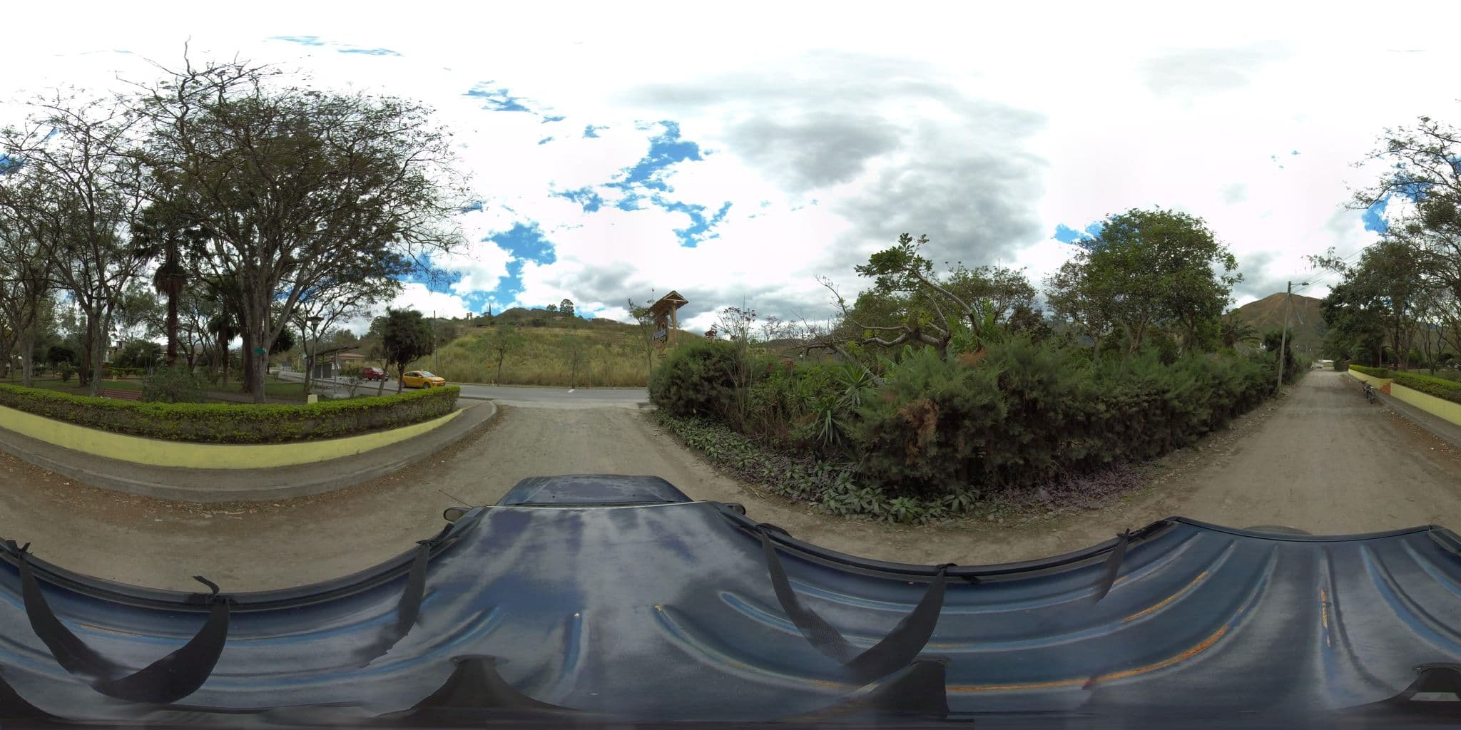 Street view near Hostería Paraiso, Loja