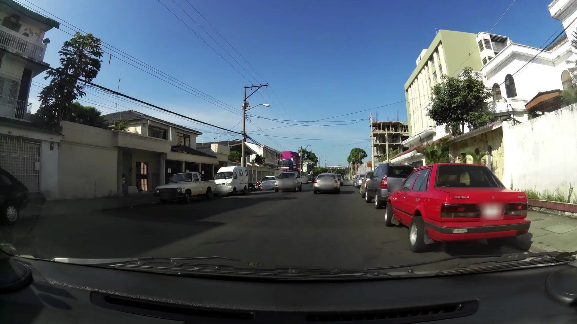 Street view near Raddison, Guayaquil